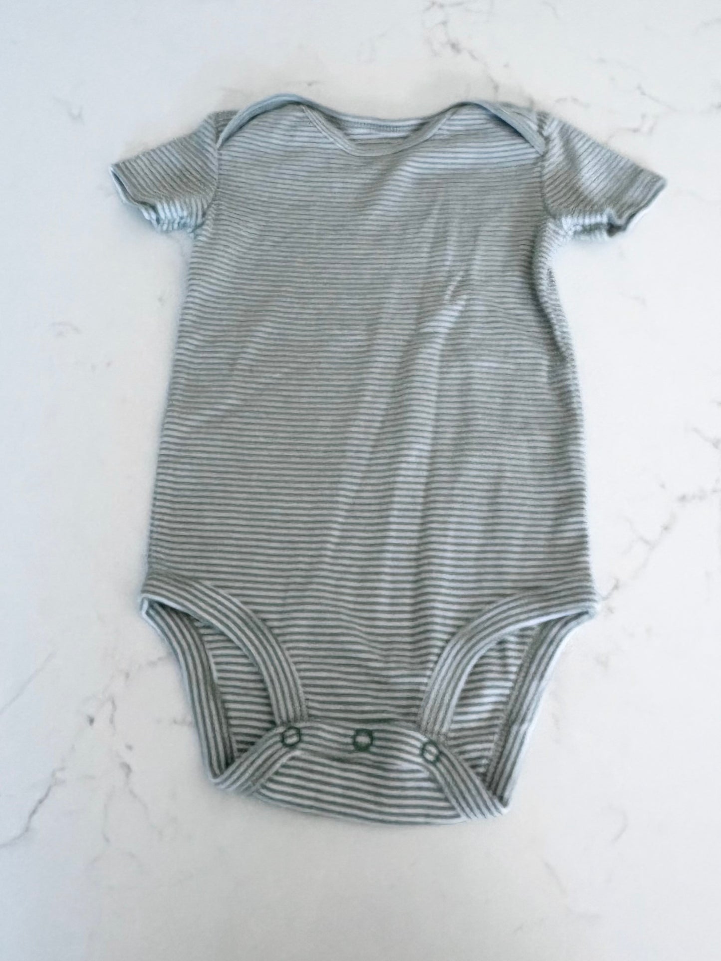 Carters-Cache couche-6/9 mois
