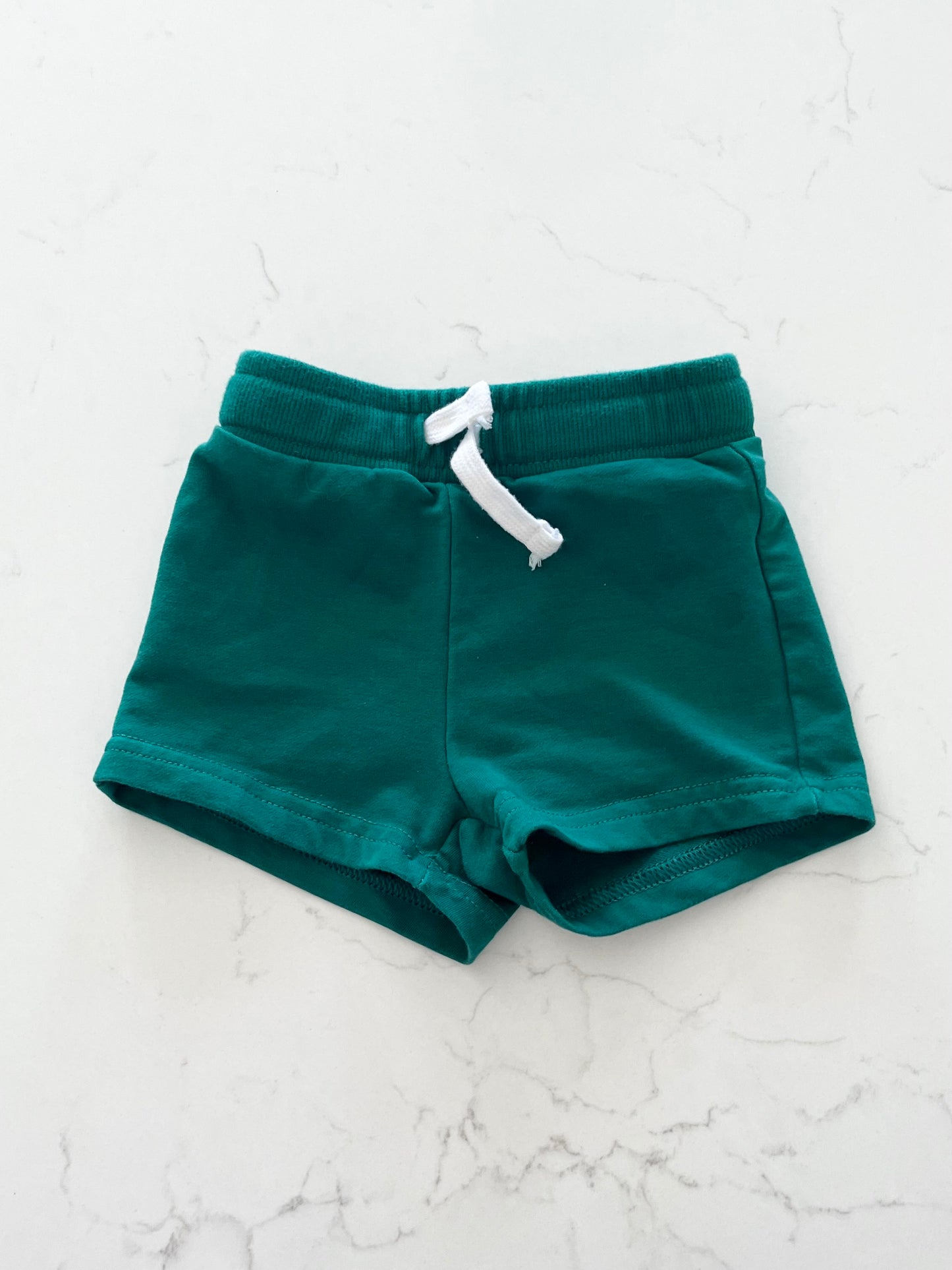 TAG-Short-6 mois