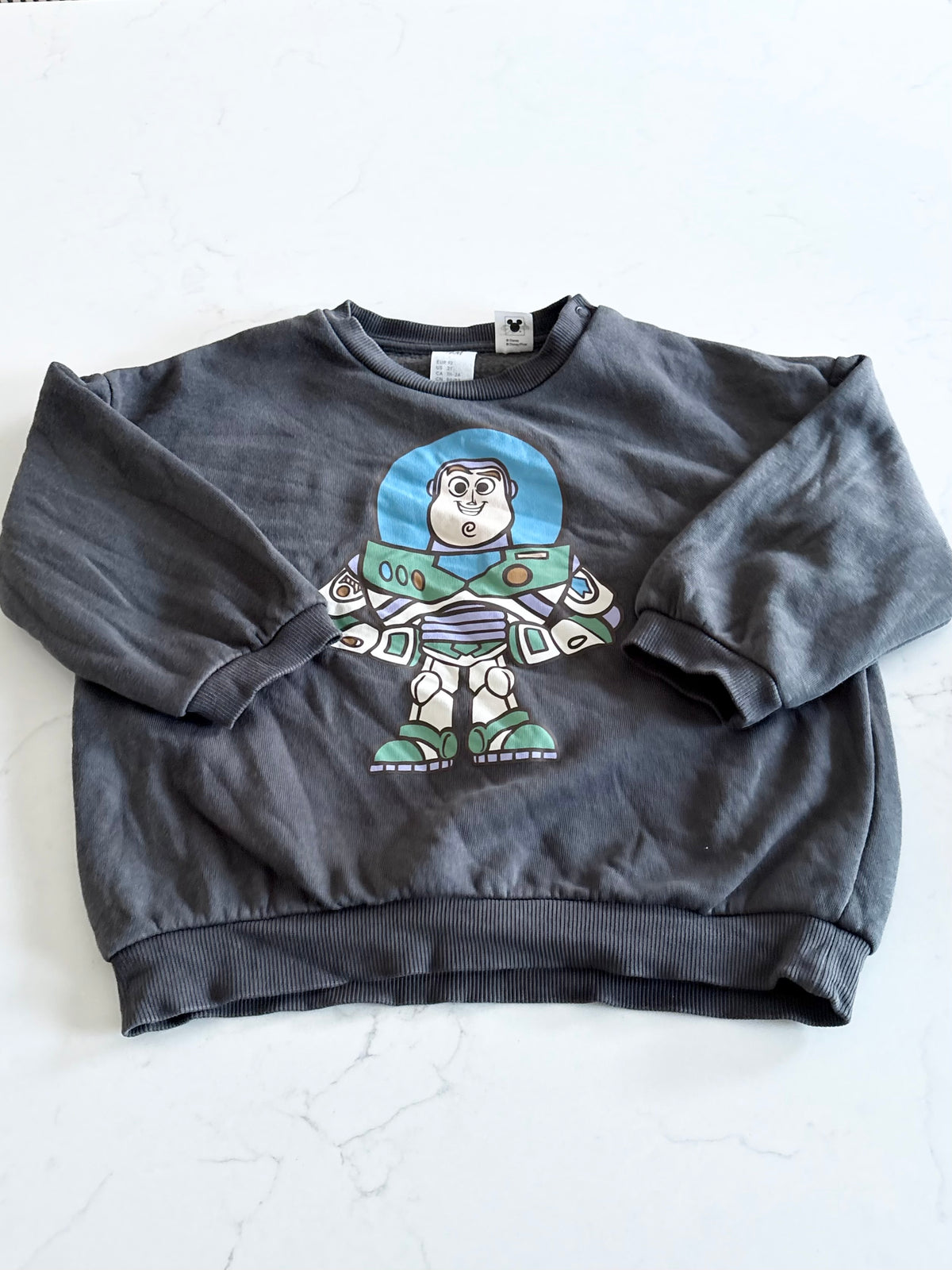 H&M/Disney-Crewneck-18/24 mois