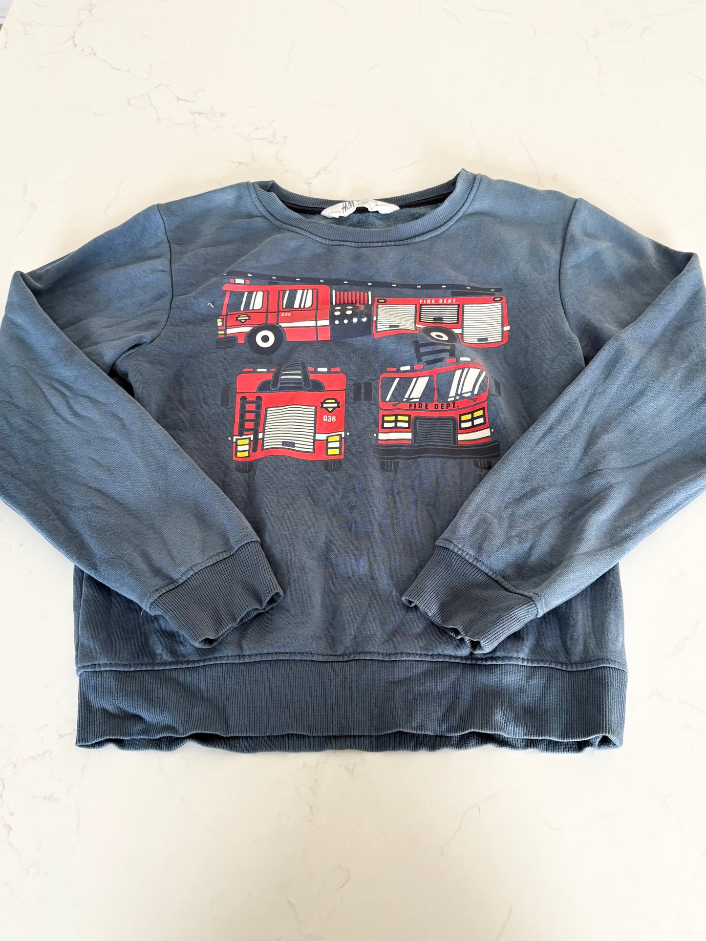 H&M-Crewneck-8/10T