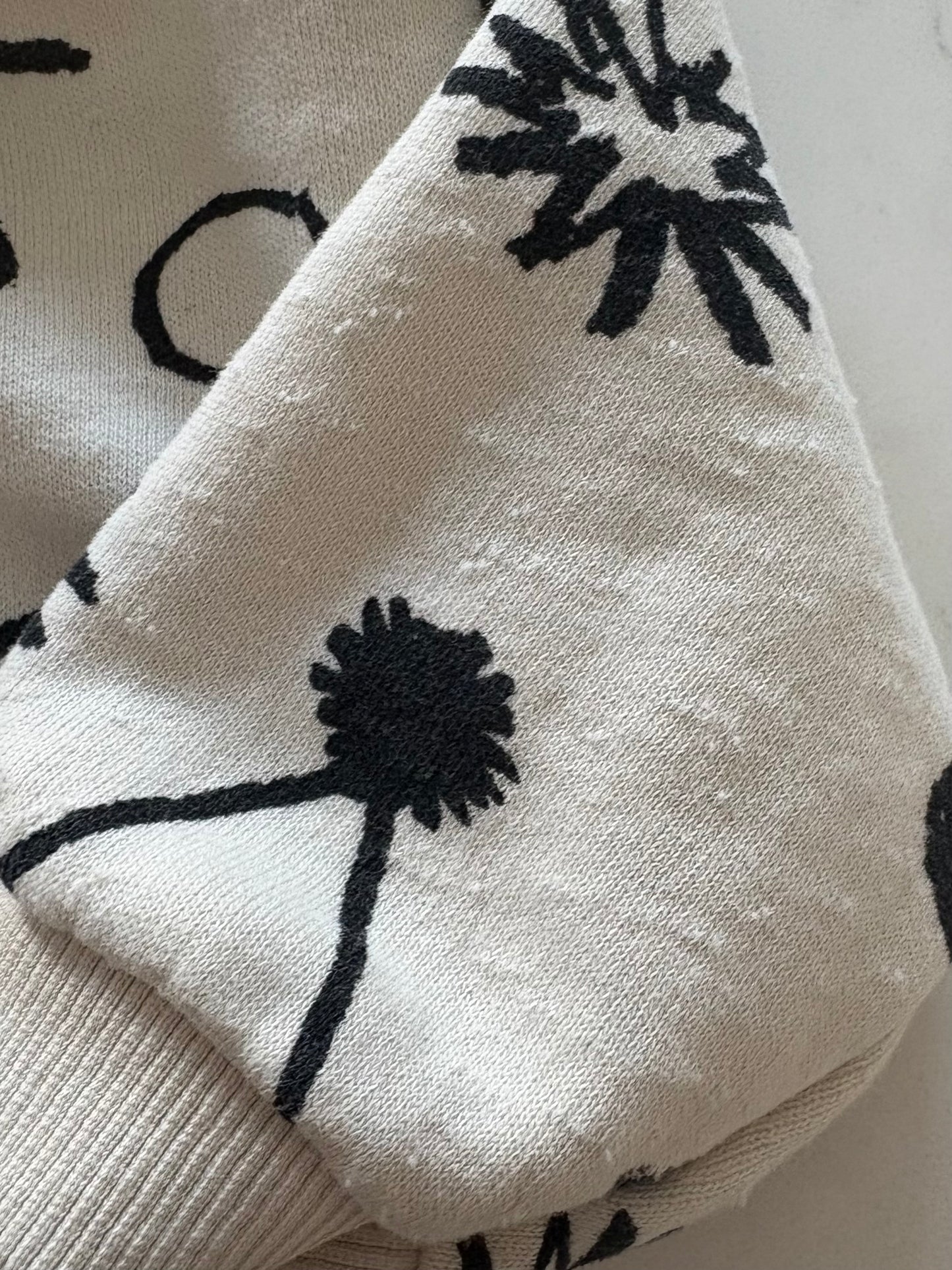 Zara-Crewneck-6/9 mois