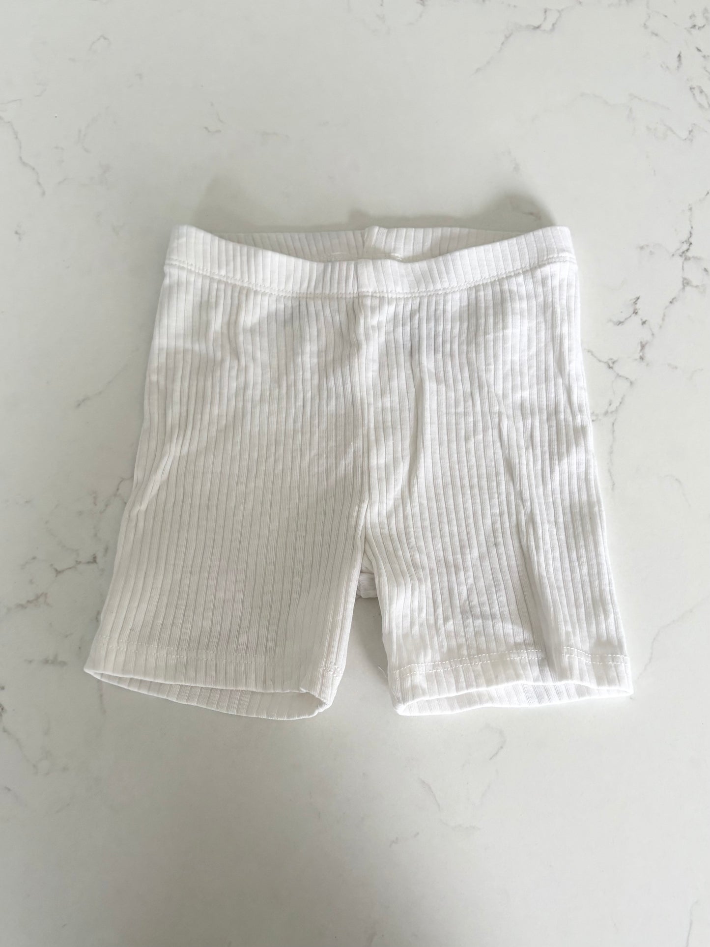 H&M-short-9/12 mois