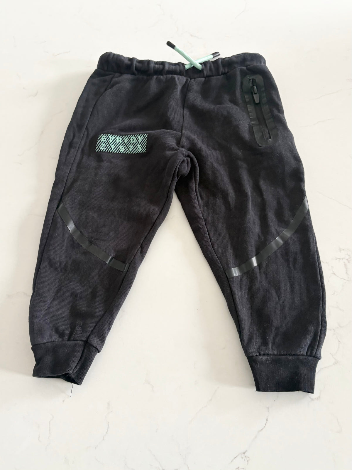 Zara/Jogging-18/24 mois