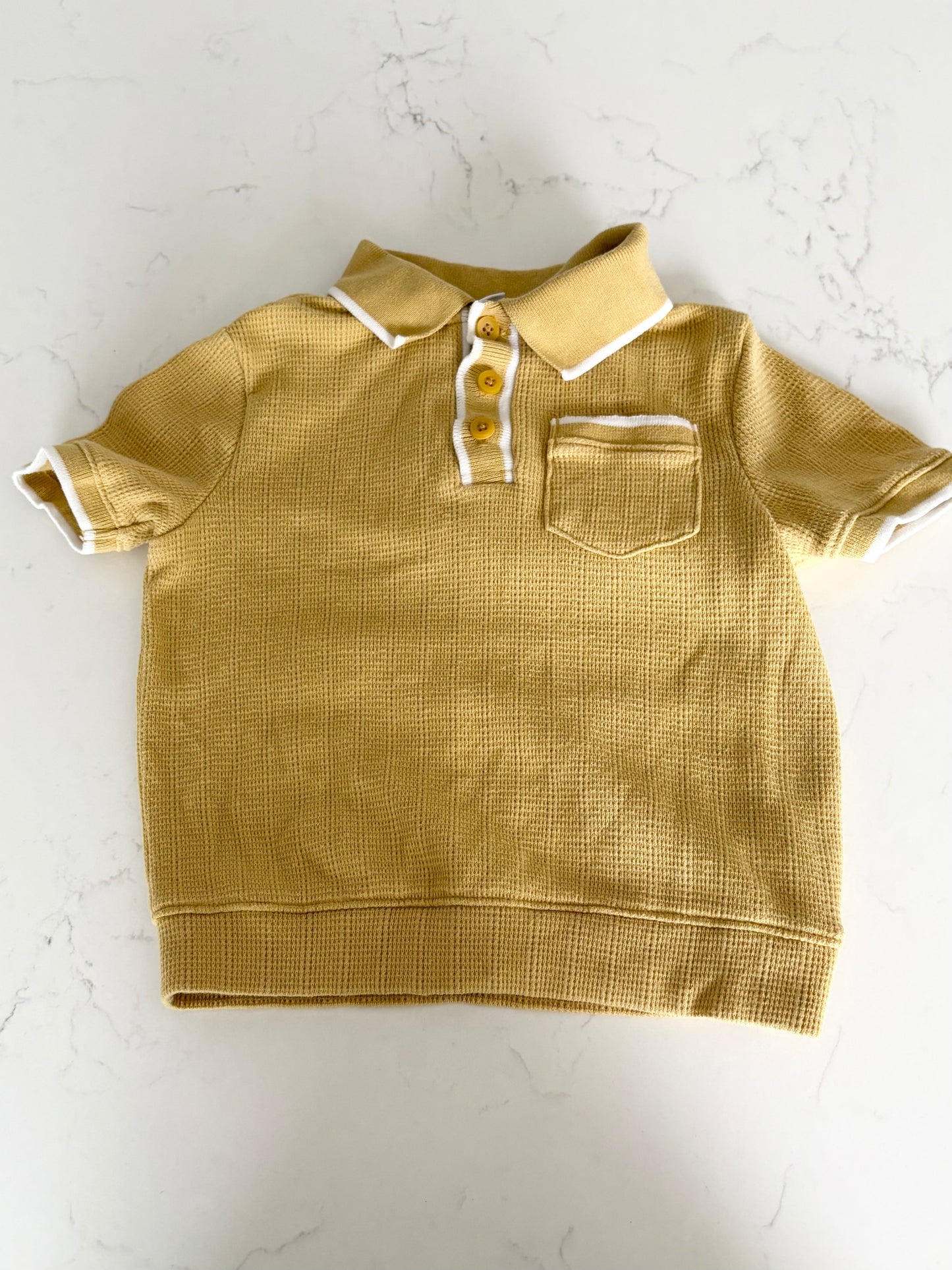 Old Navy-Polo-18/24 mois