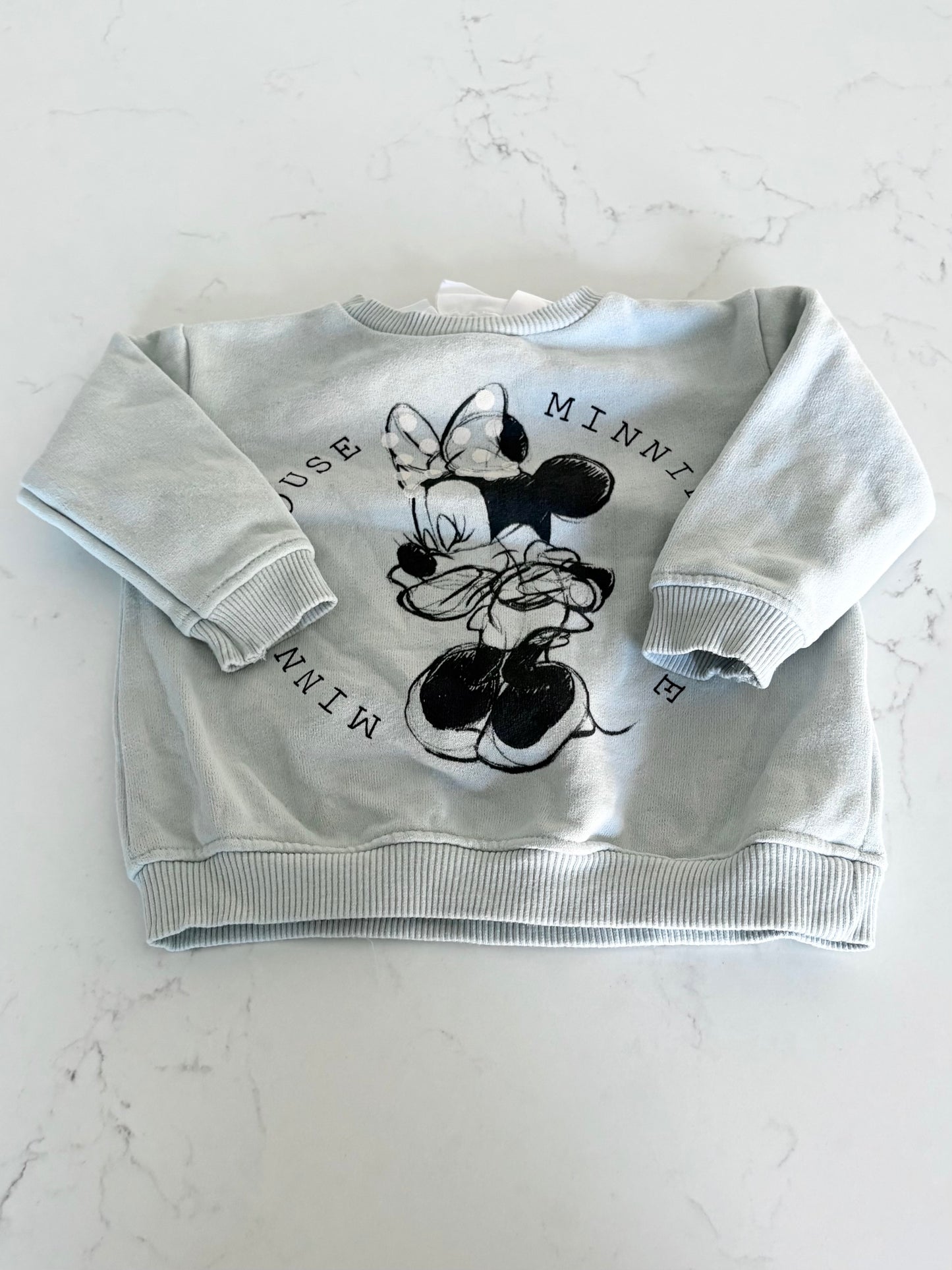 Zara/Disney-Crewneck-6/9 mois