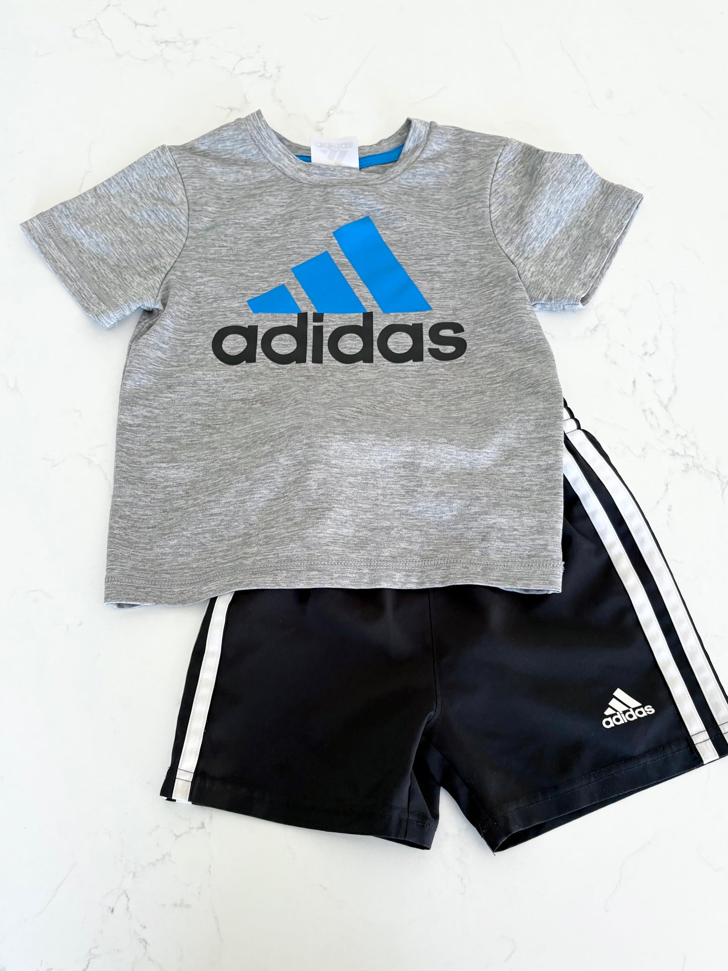 Adidas-Ensemble-2T
