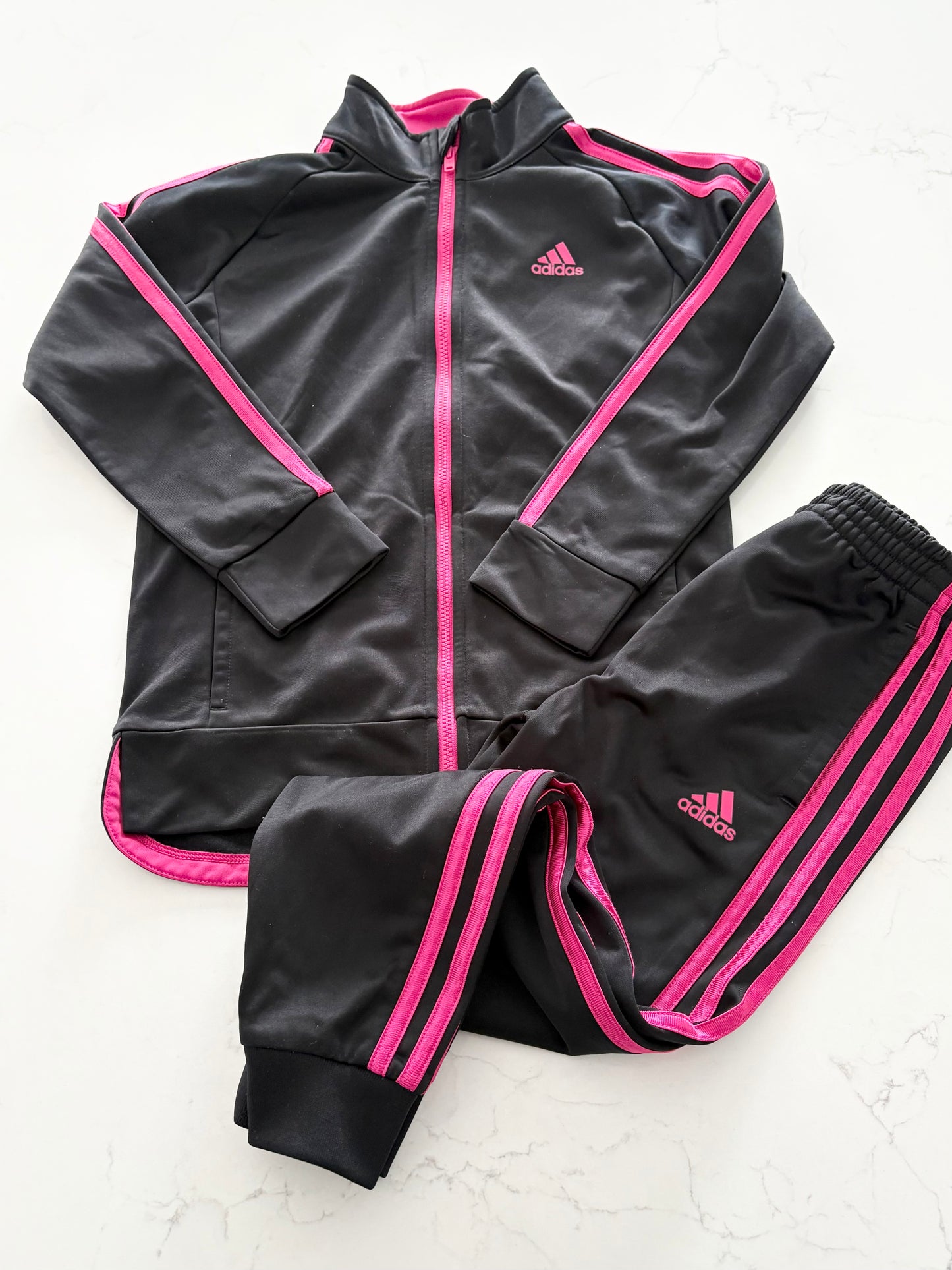 Adidas-Ensemble-6X