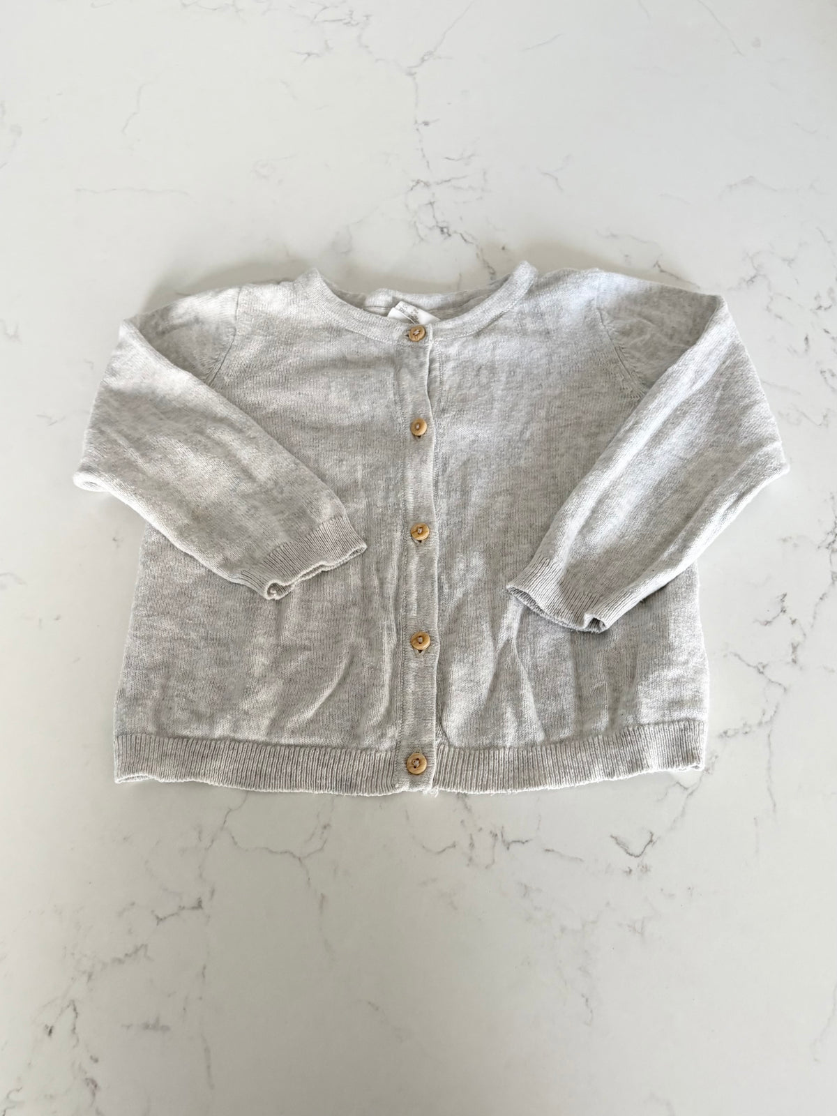 H&M-Cardigan-6/9 mois