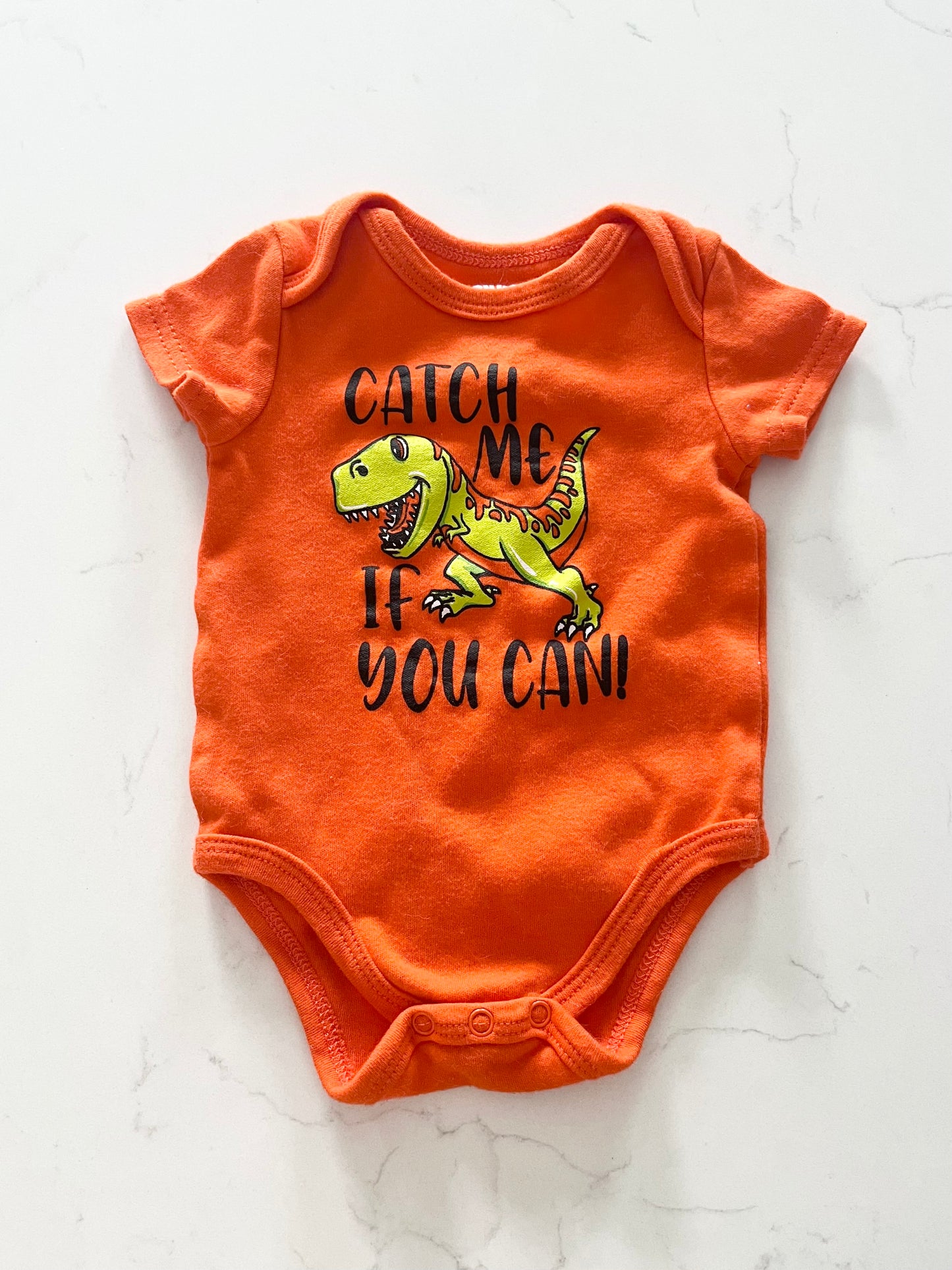 Cache couche-0/3 mois