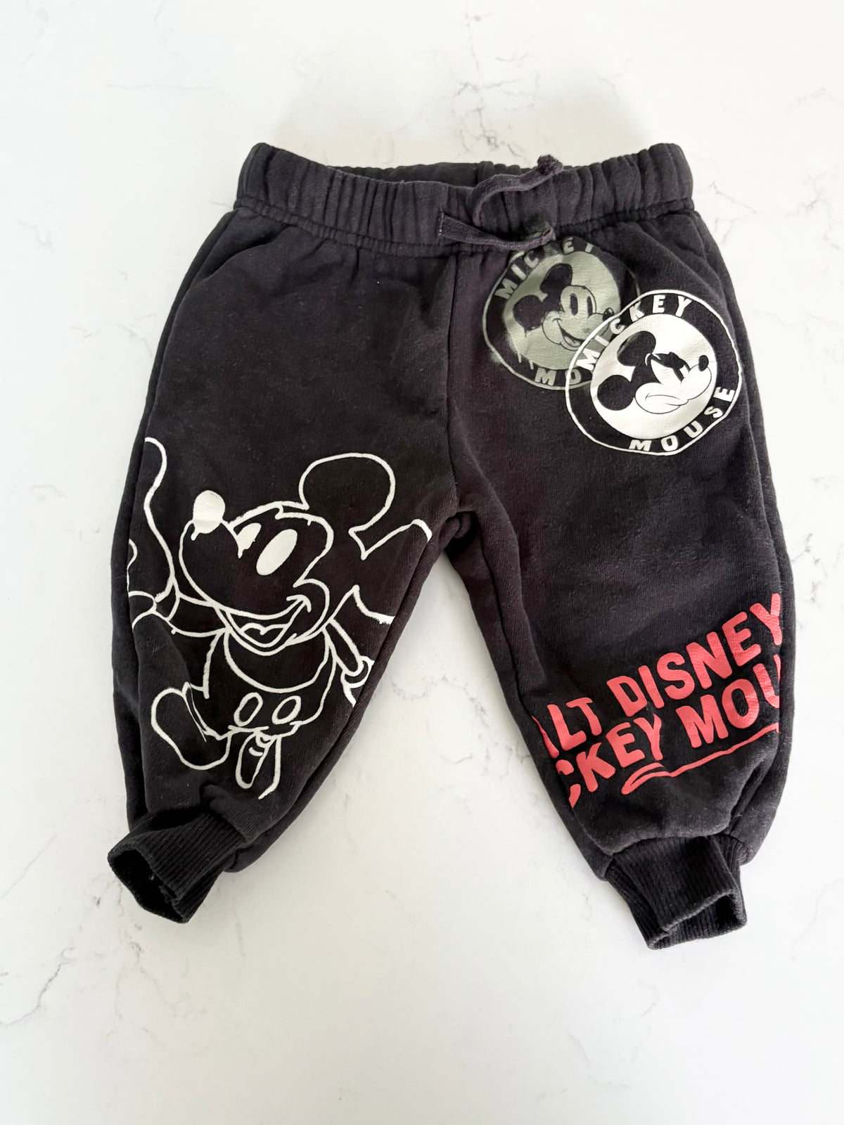 Zara/Disney-Jogging-2/3T (fait 18 mois )