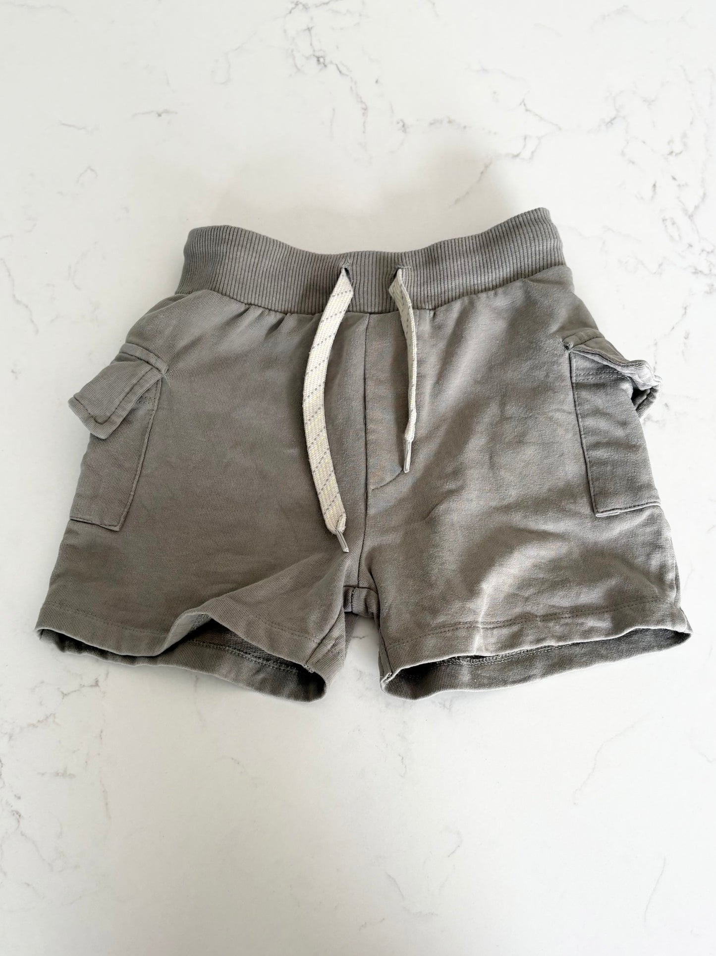 Dirkje-Short-3T (fait petit )