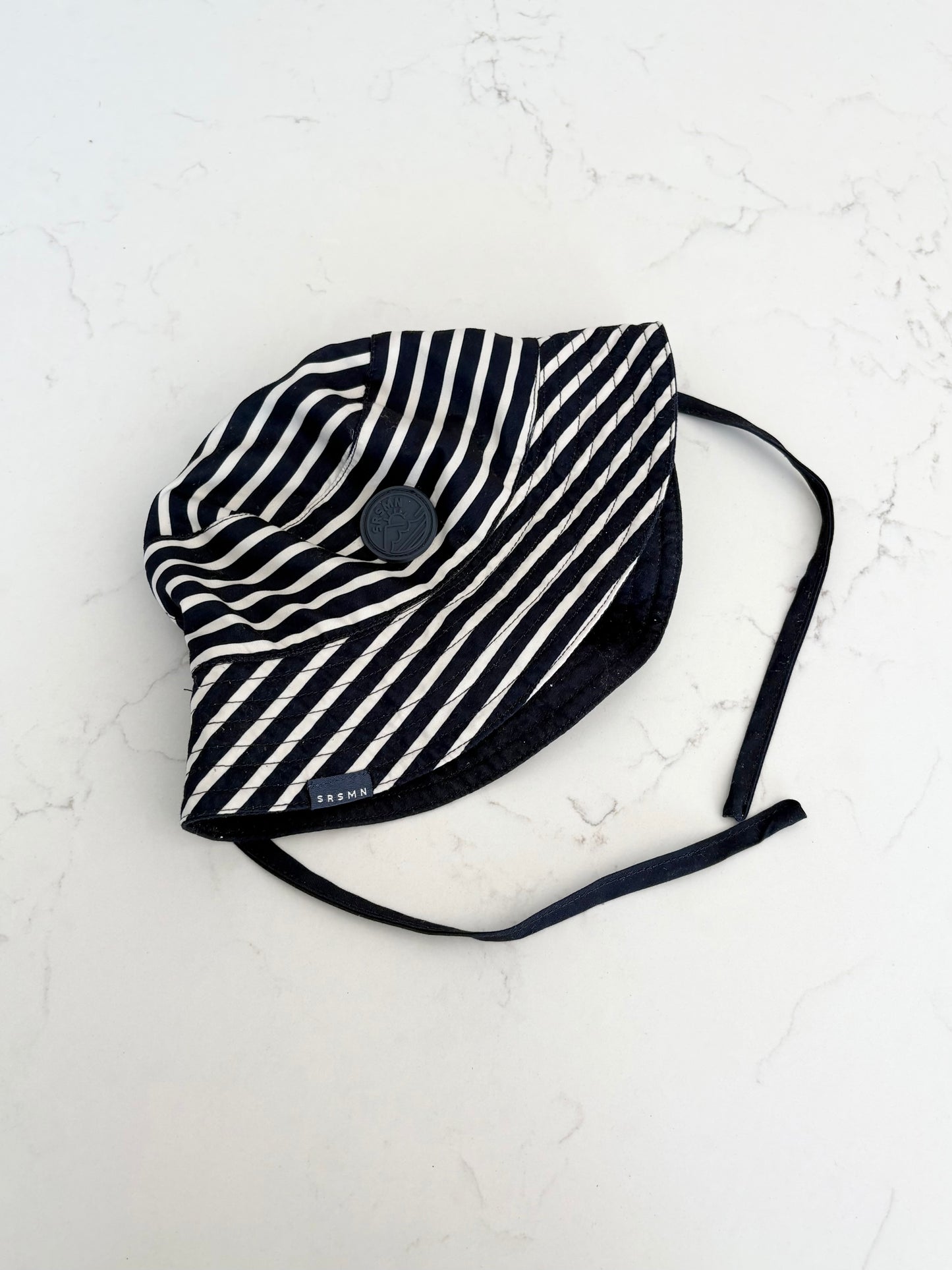 Souris Mini-Chapeau-~12/24 mois