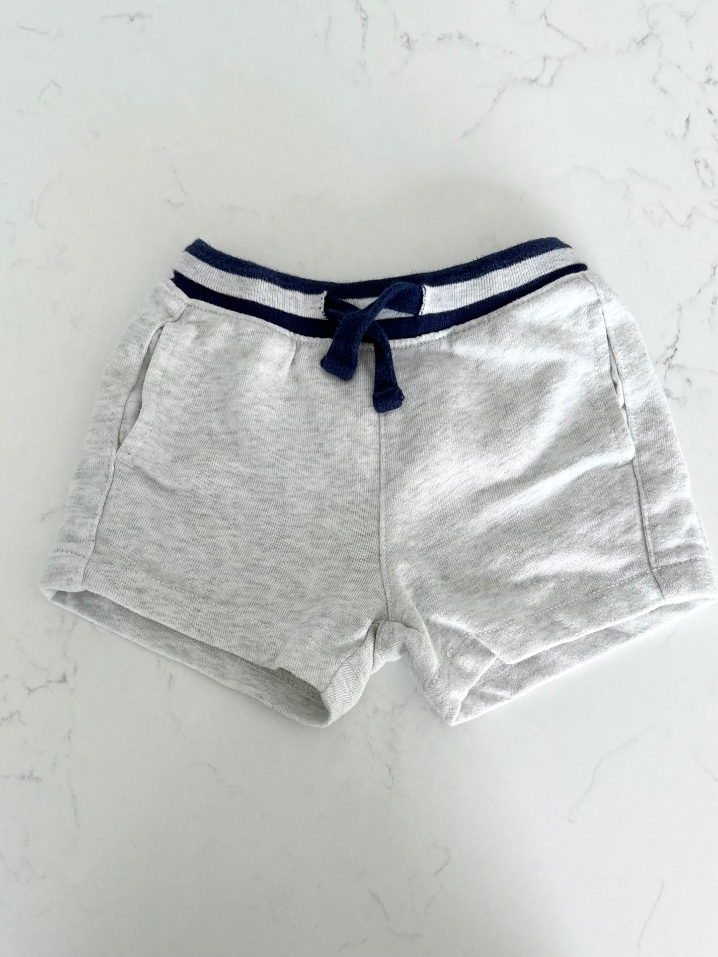 Carters-Short-9 mois