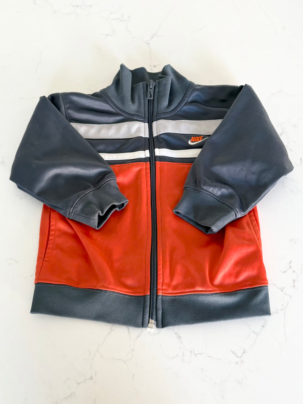 Nike-Veste-24 mois