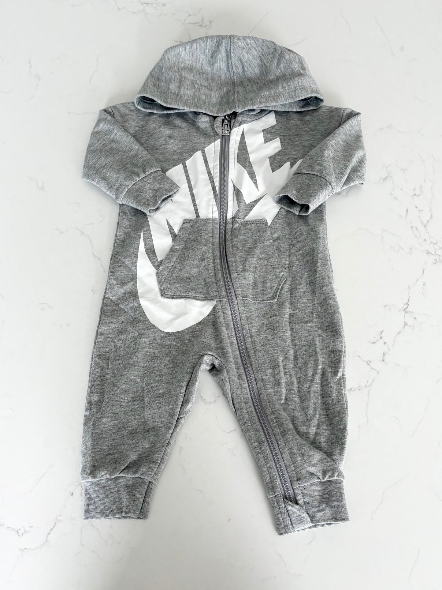 Nike-Une pièce-6 mois
