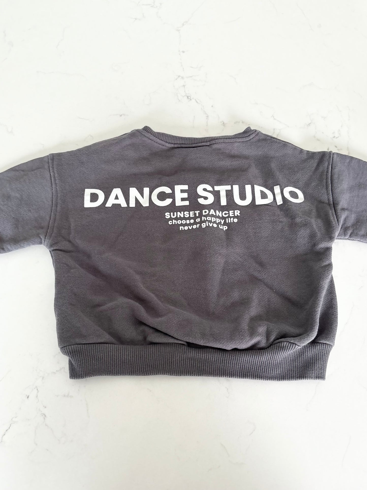 Zara-Crewneck-3T