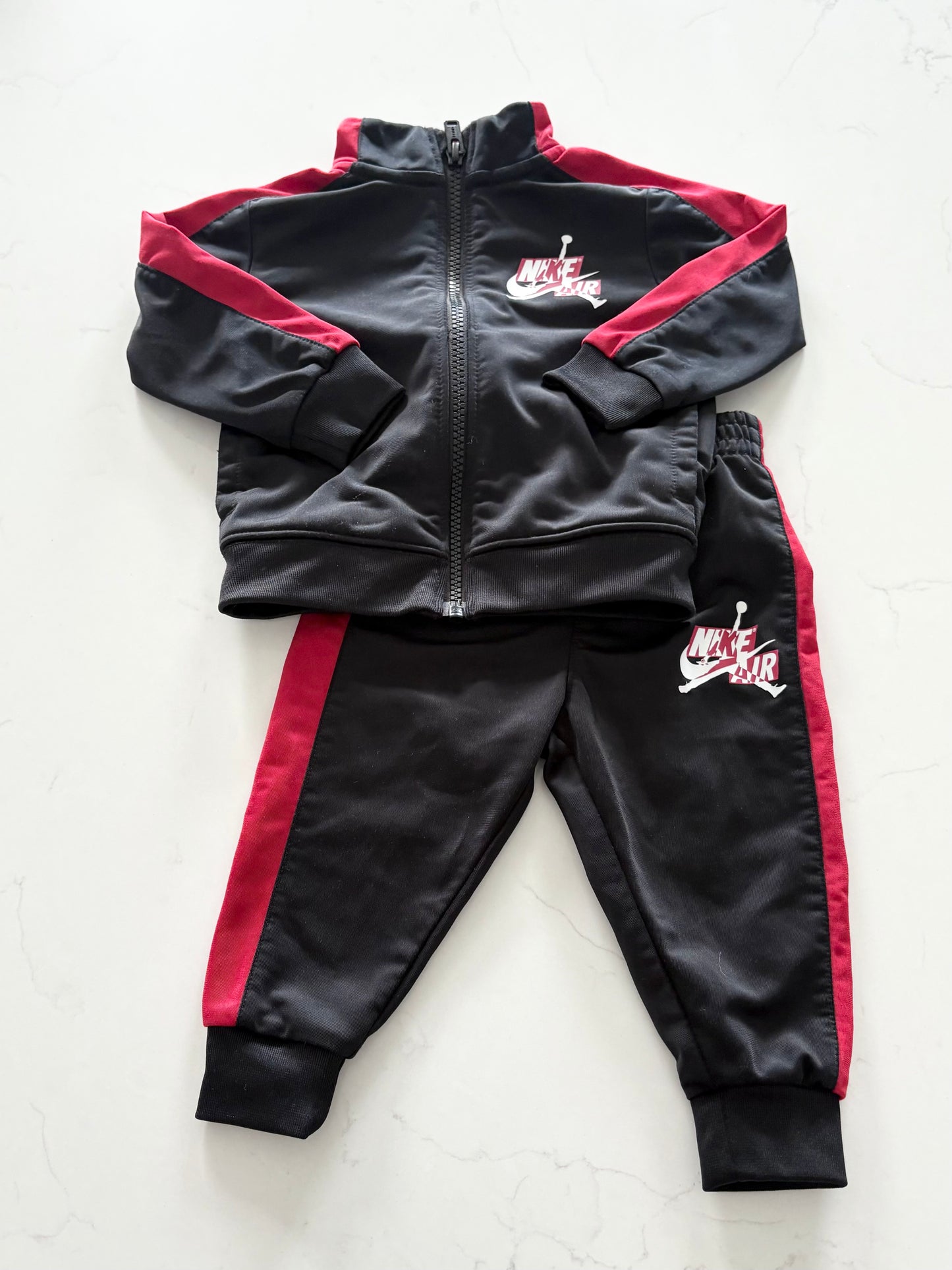 Nike/Jordan-Ensemble-12 mois