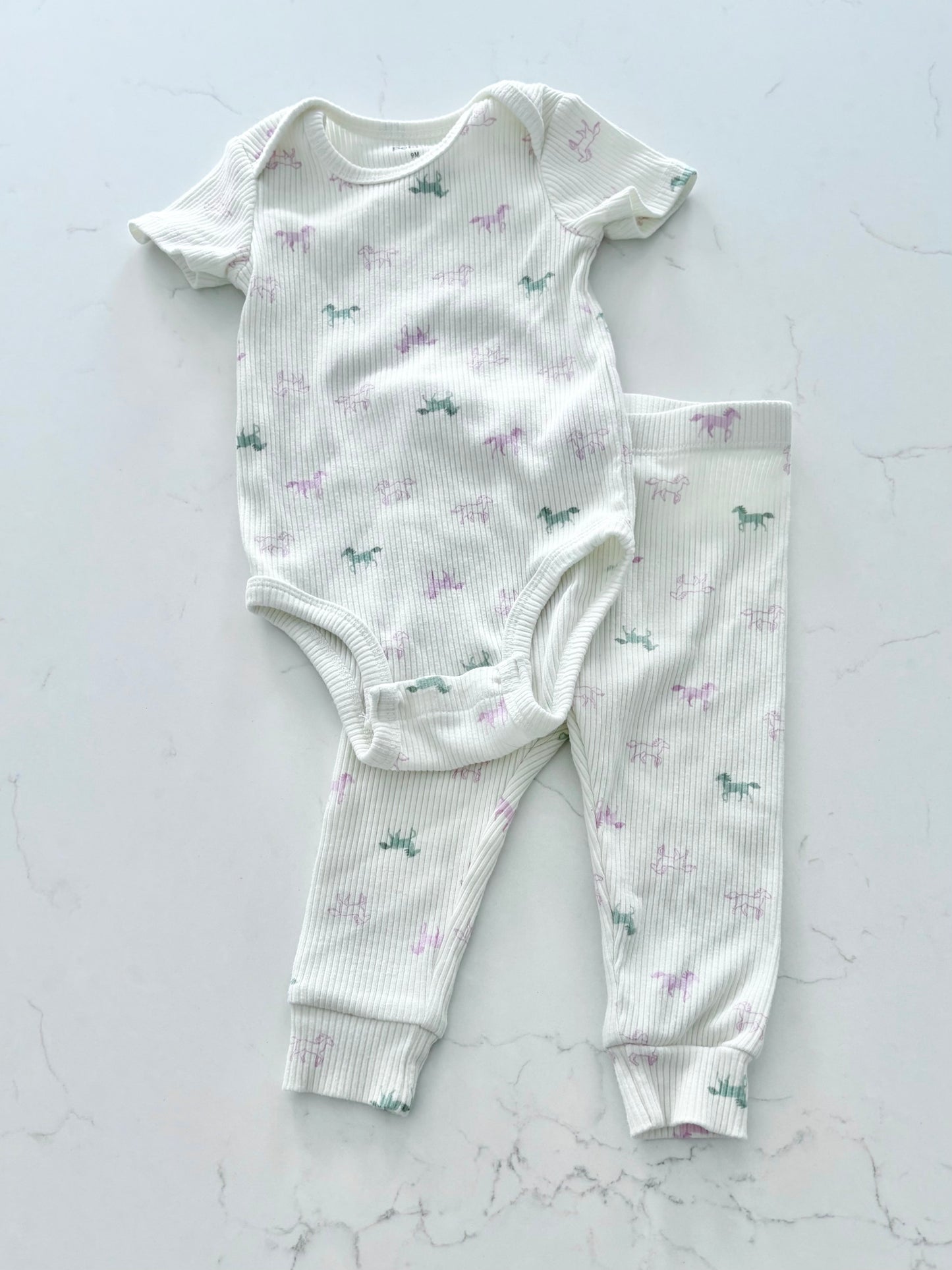 Pekkle-Ensemble-9 mois