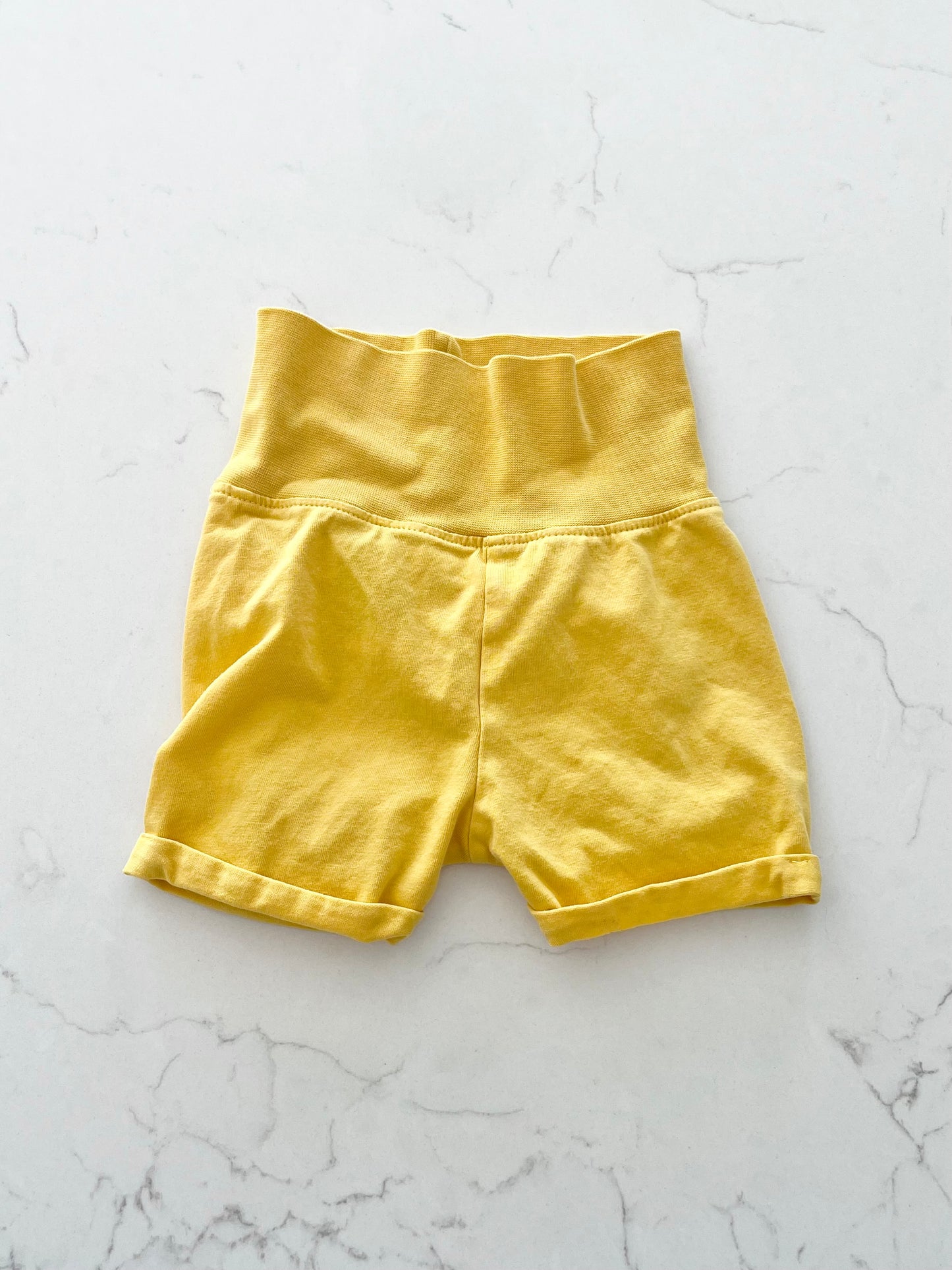 H&M/Disney-Short-2/4 mois