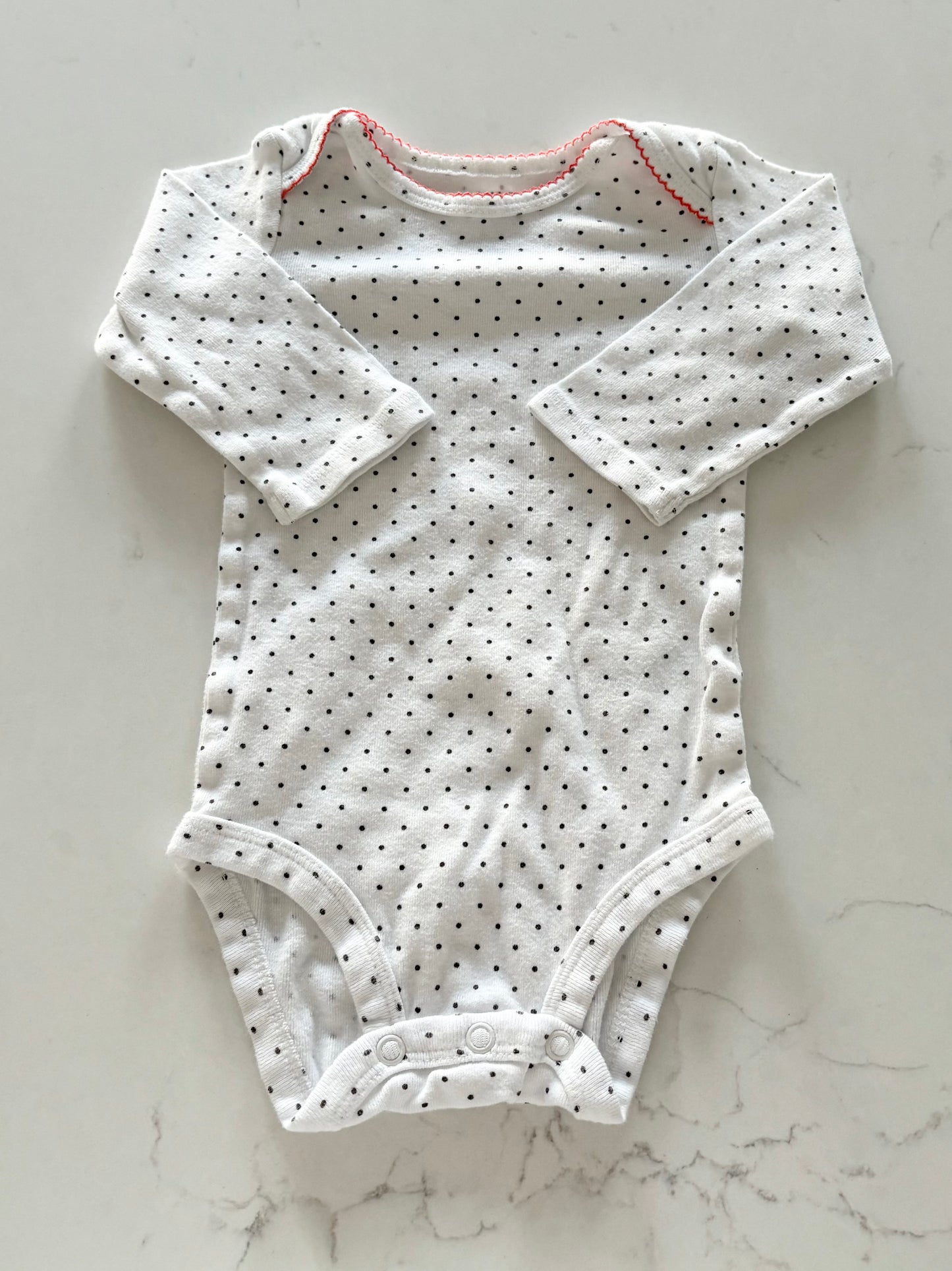 Carters/Child of mine-cache couche-6/9 mois