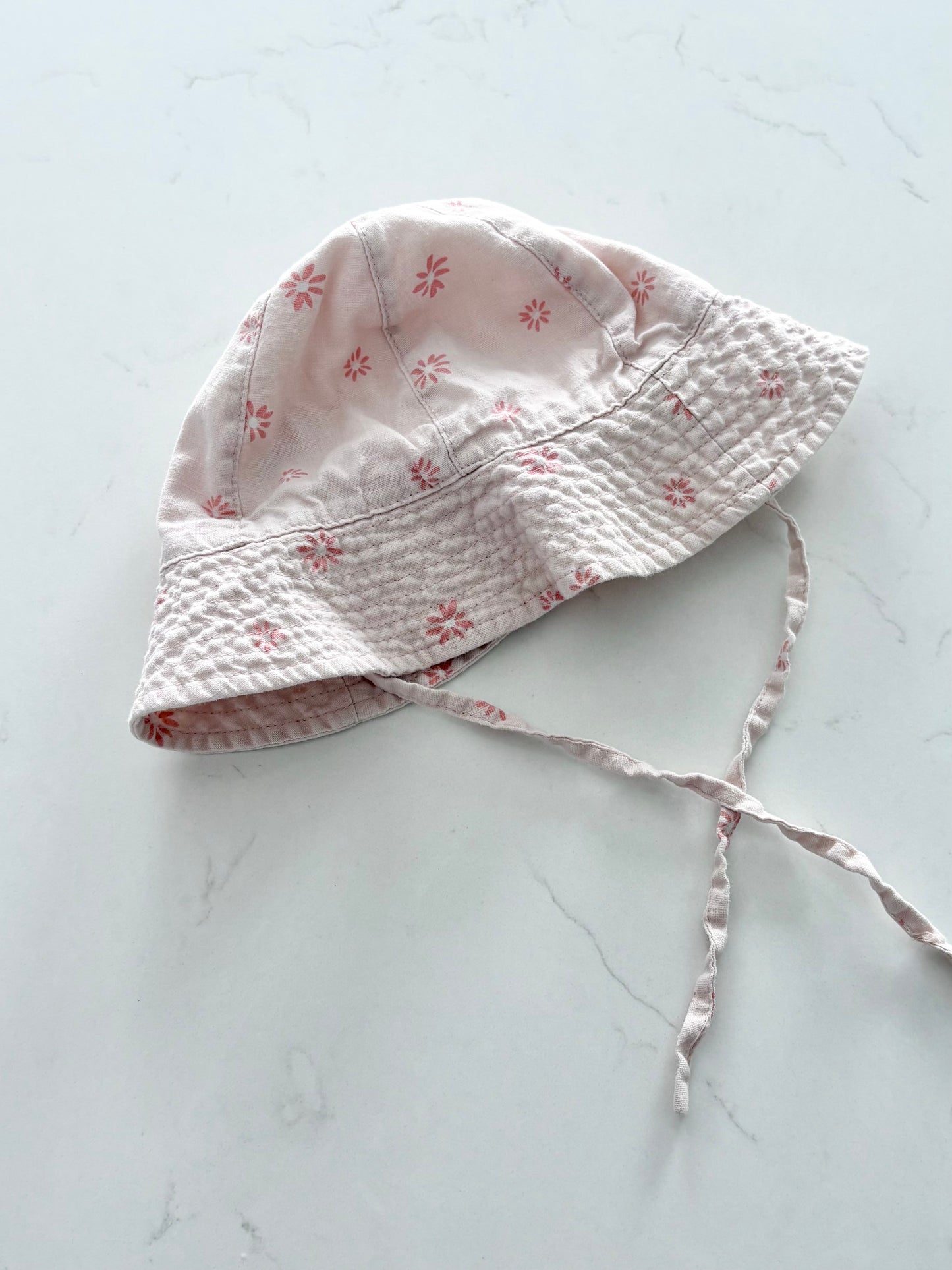 Petit lem/First-Chapeau-Nb