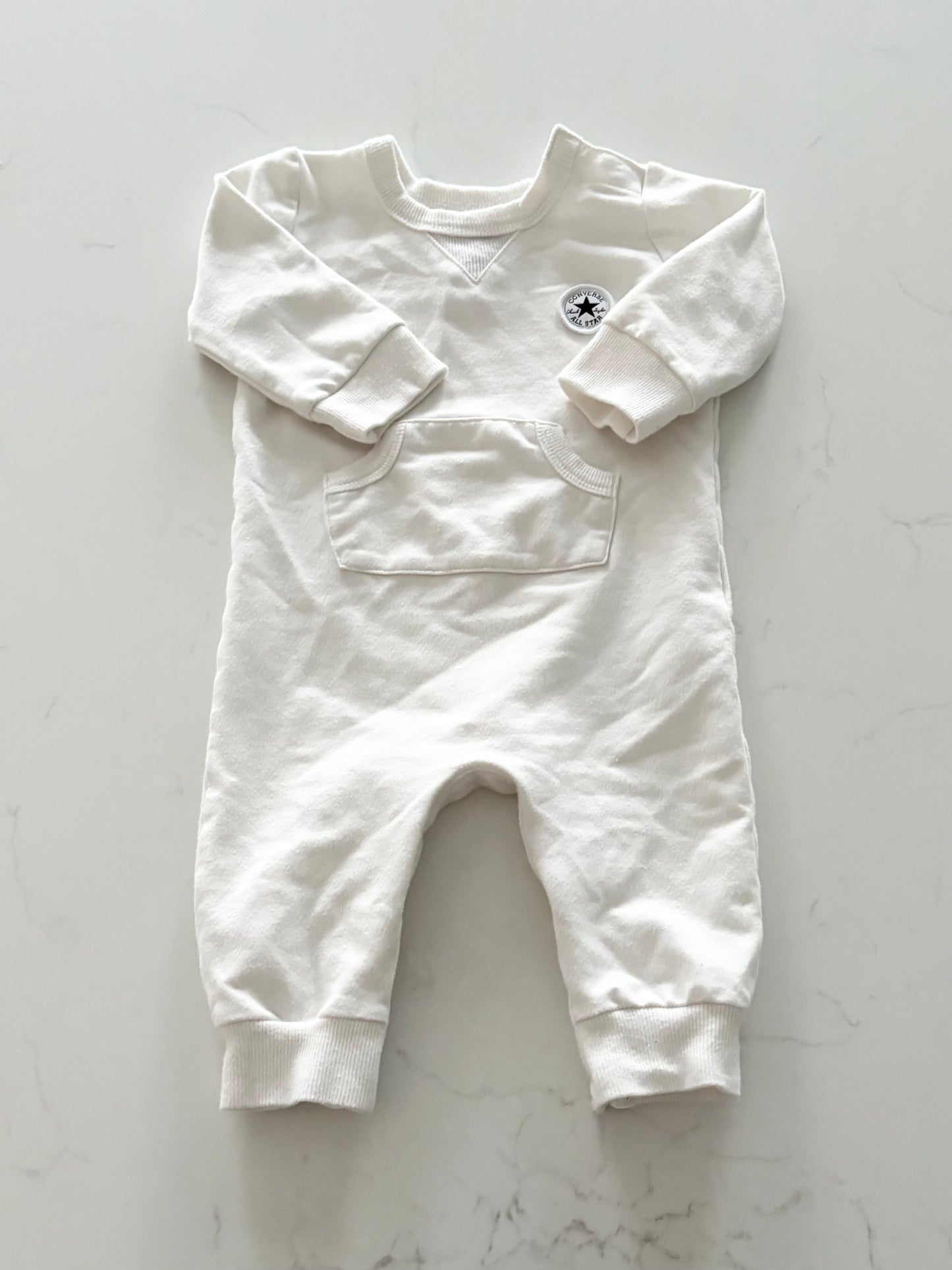 Converse-Une piece-6 mois