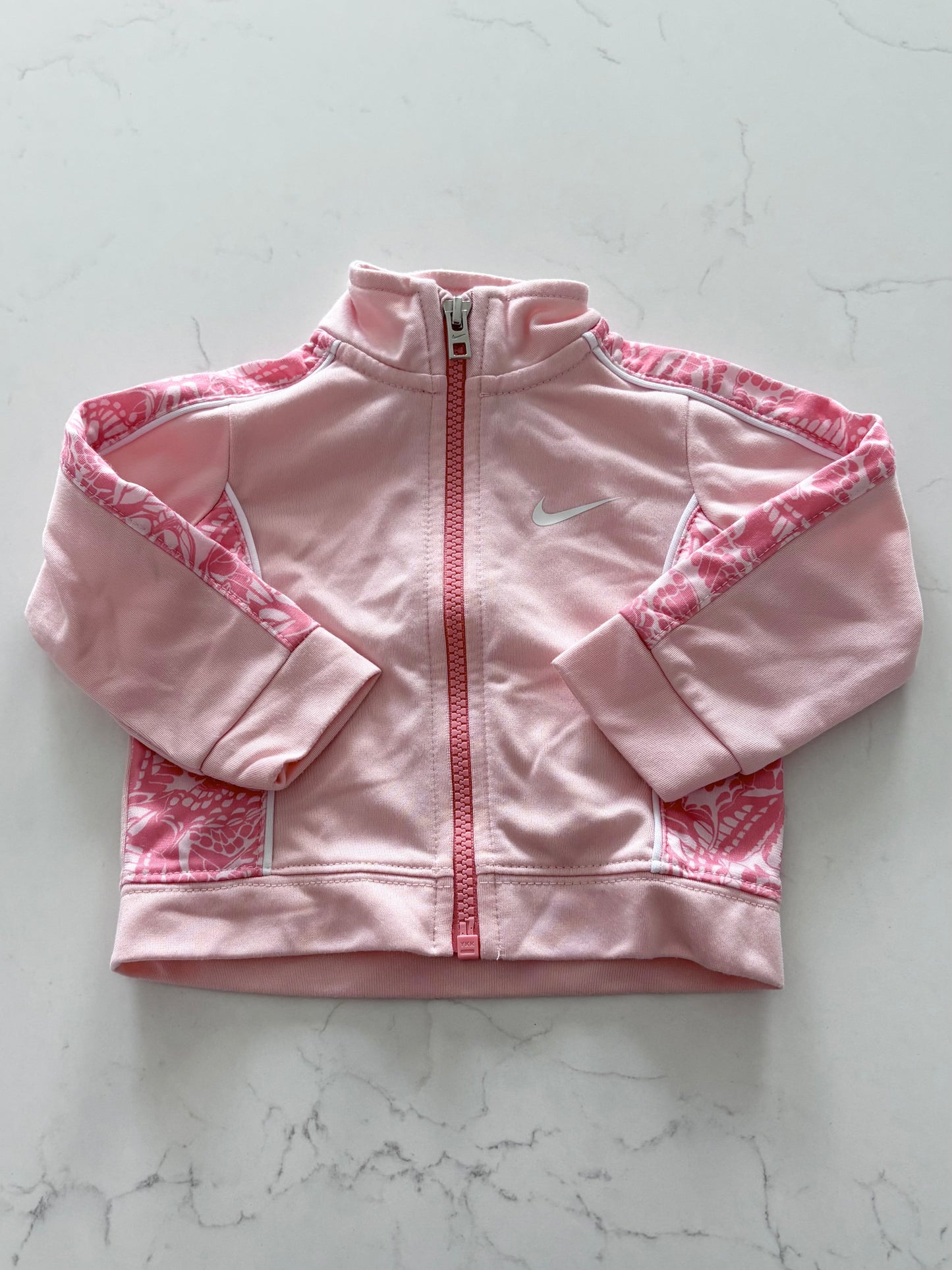 Nike-Veste-6 mois
