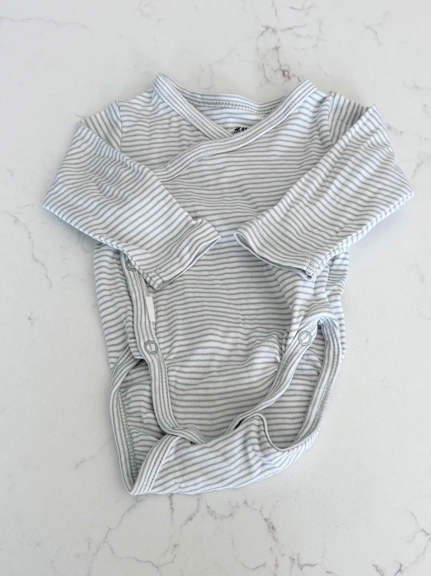 H&M-Cache couche-1/2 mois