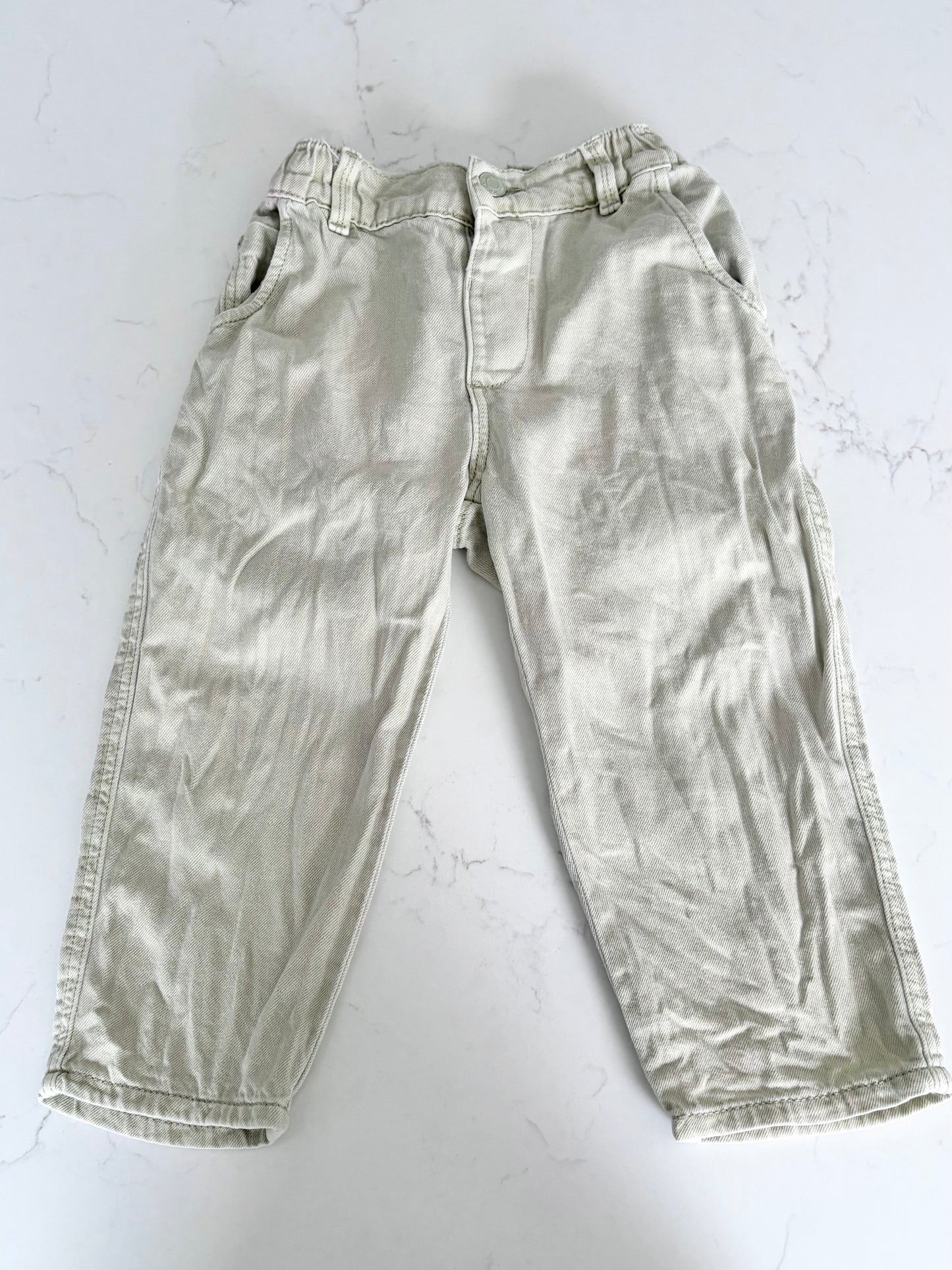 Zara-Pantalon-4T ( fait petit )
