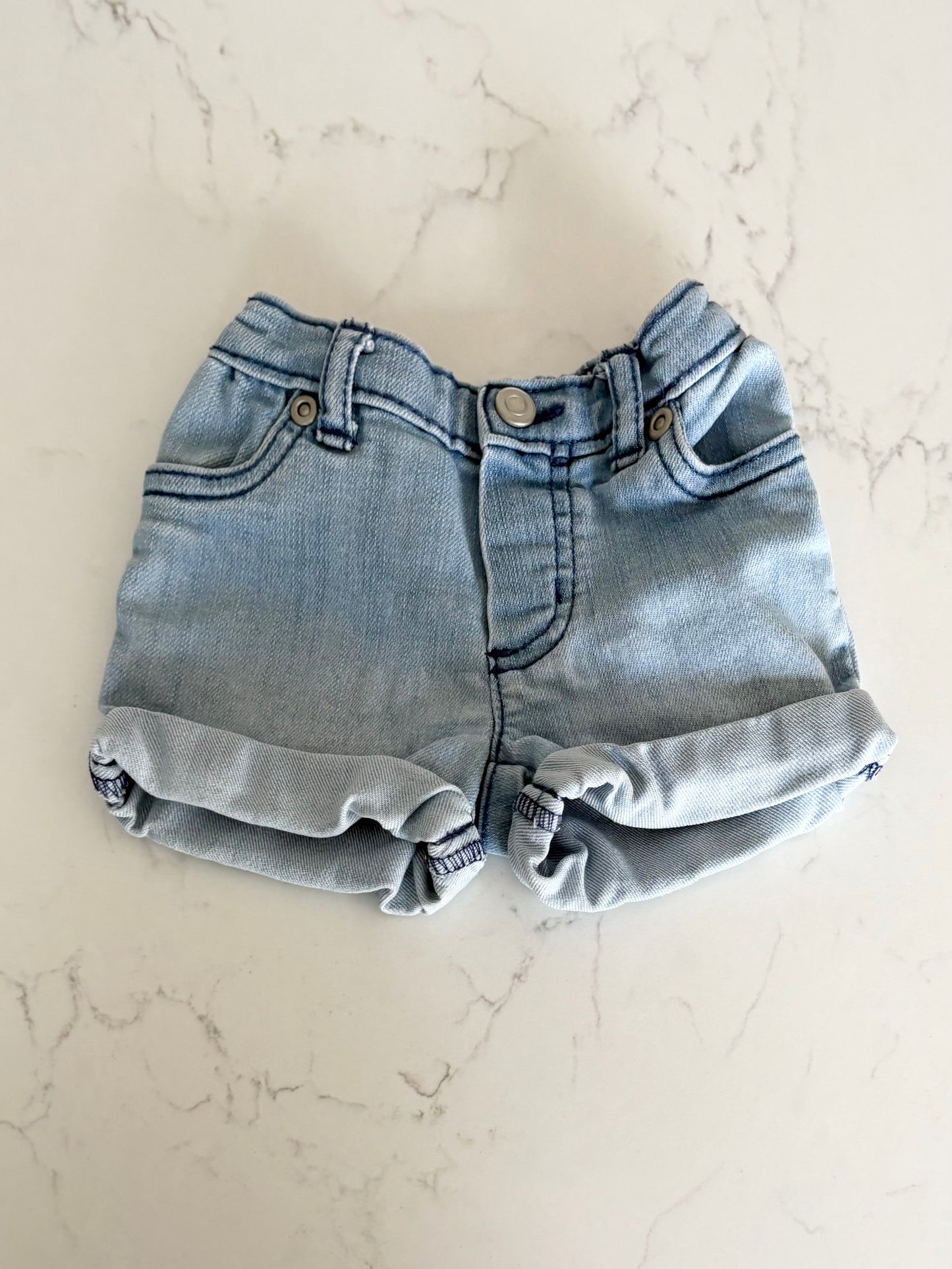 Carters-Short-3 mois