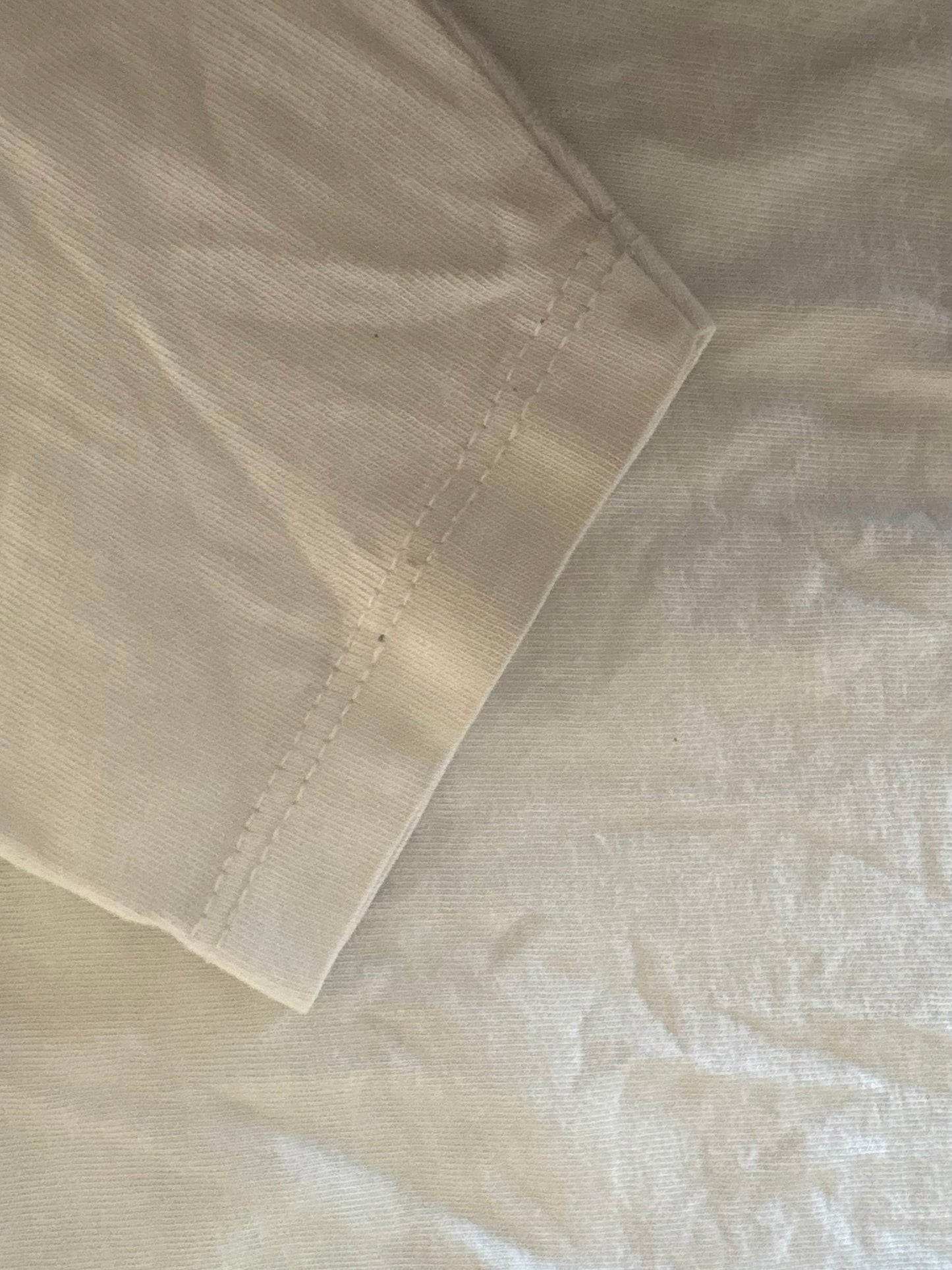 Zara/Disney-Chandail-4T ( légère imperfection)