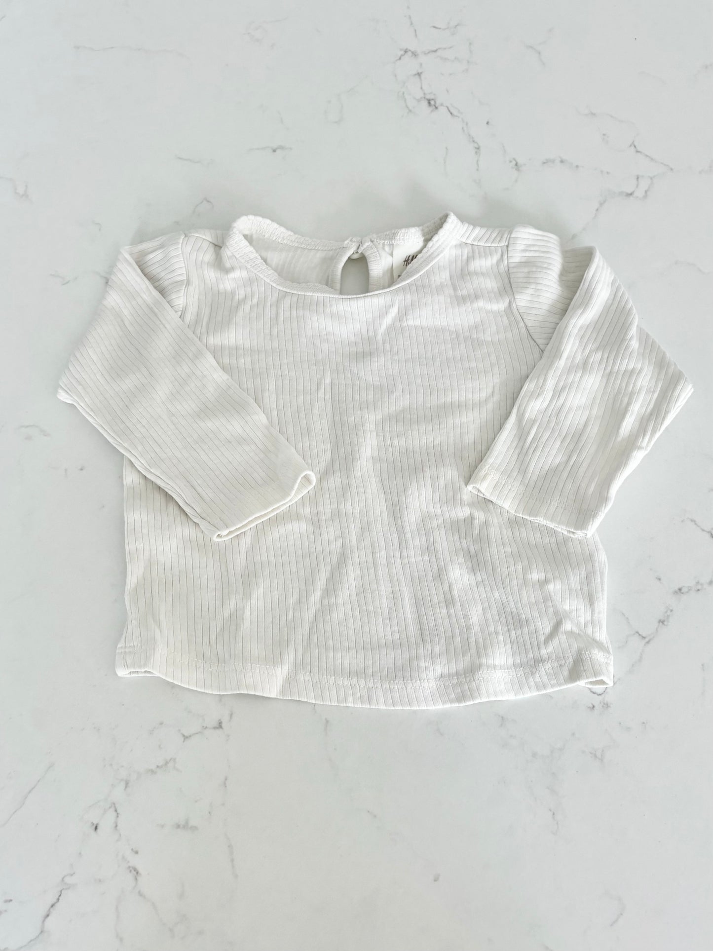H&M-Chandail-4/6 mois