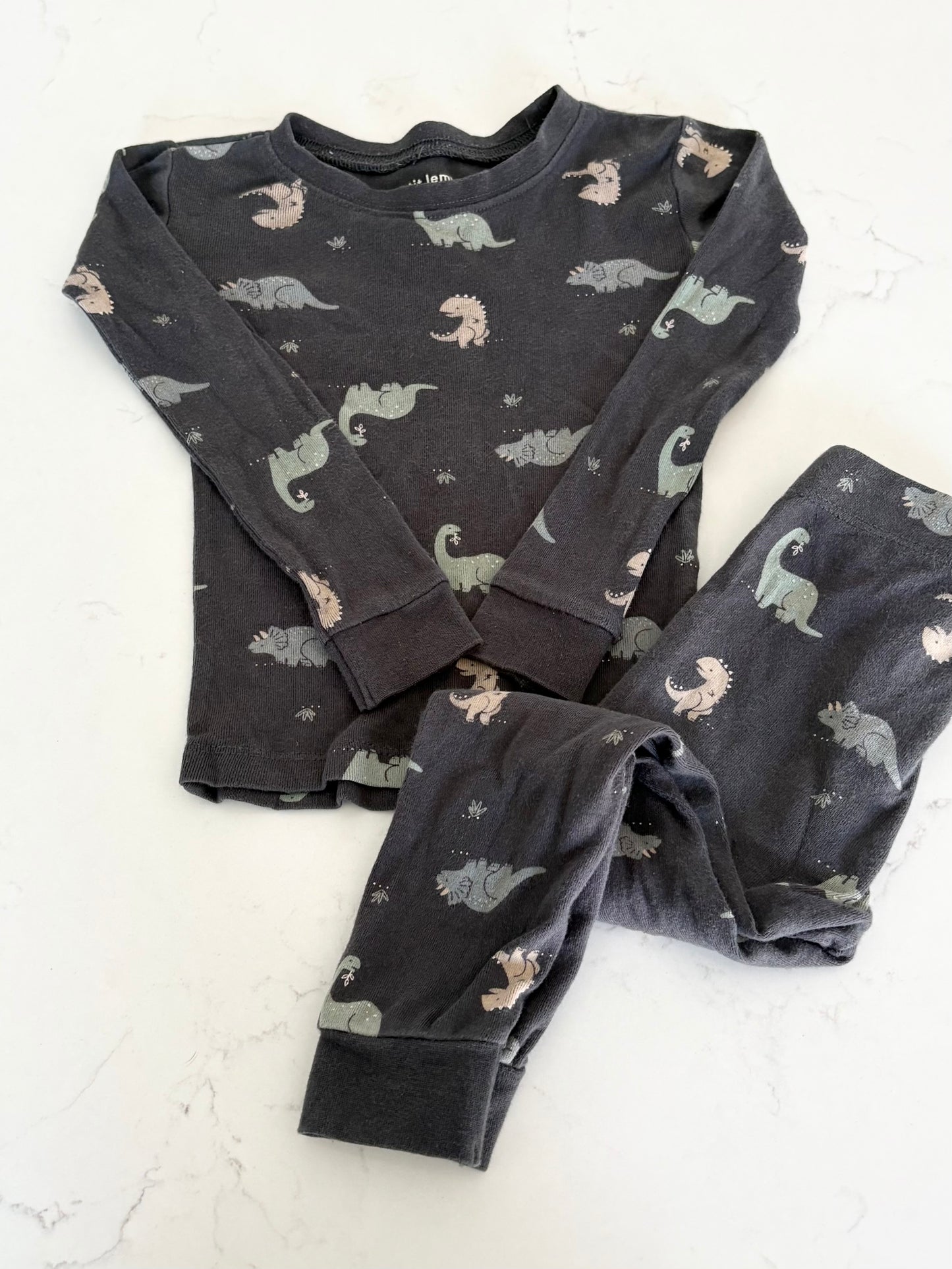 Petit lem-pyjama-2T