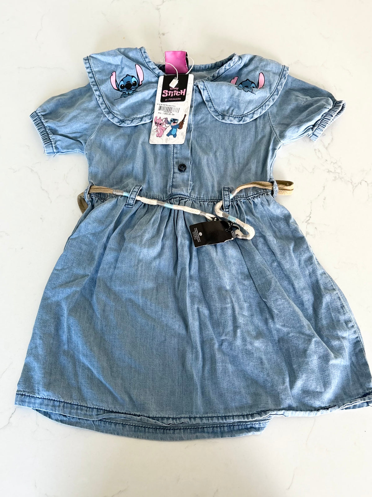 NEUF/Disney-Robe-6T ( fait petit )
