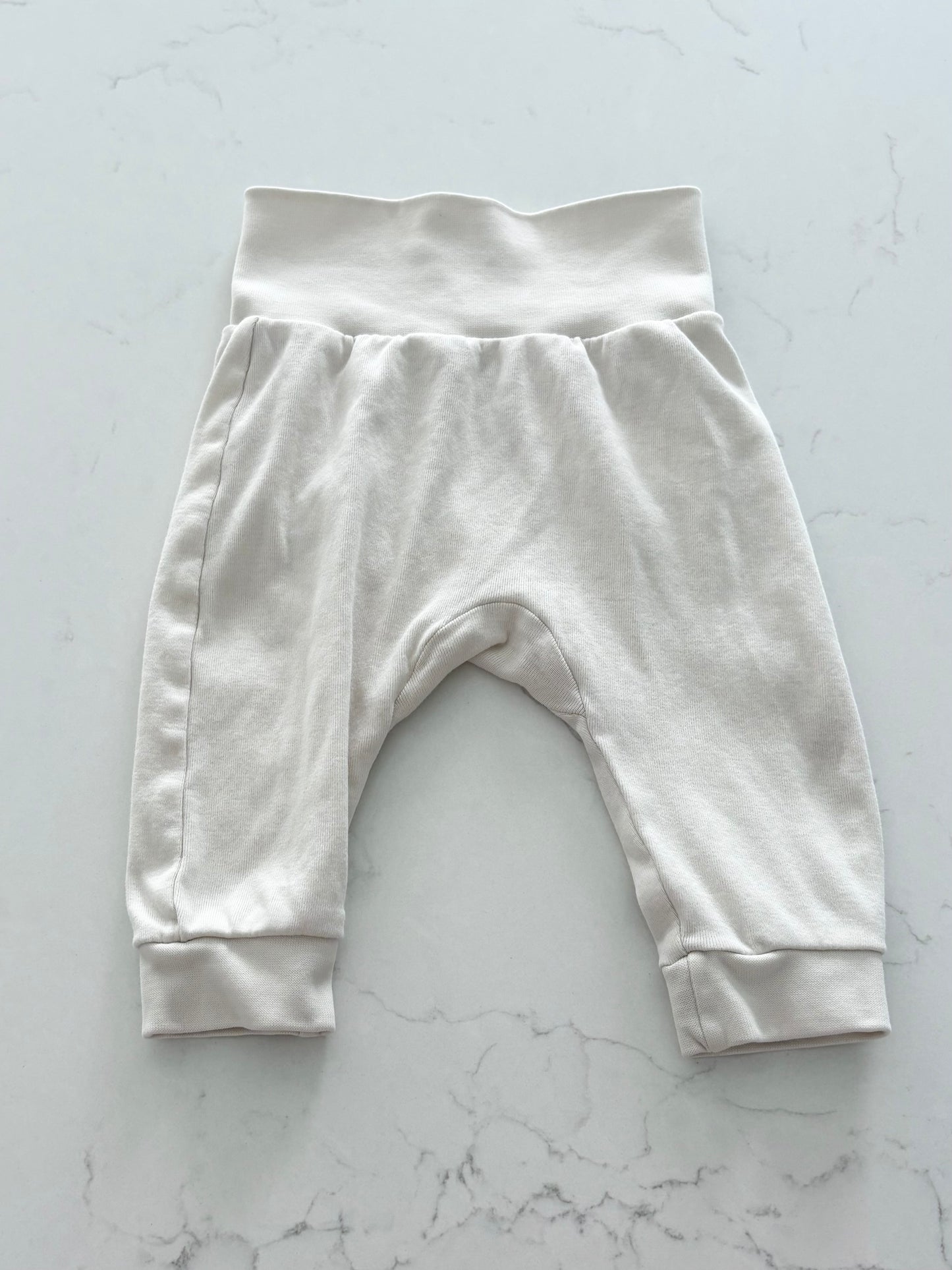 H&M-Pantalon-4/6 mois
