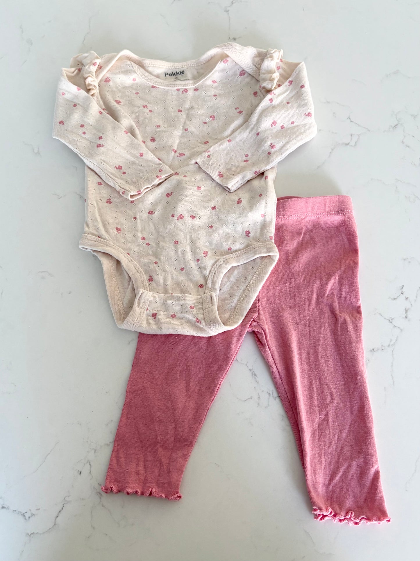 Pekkle-Ensemble-6 mois