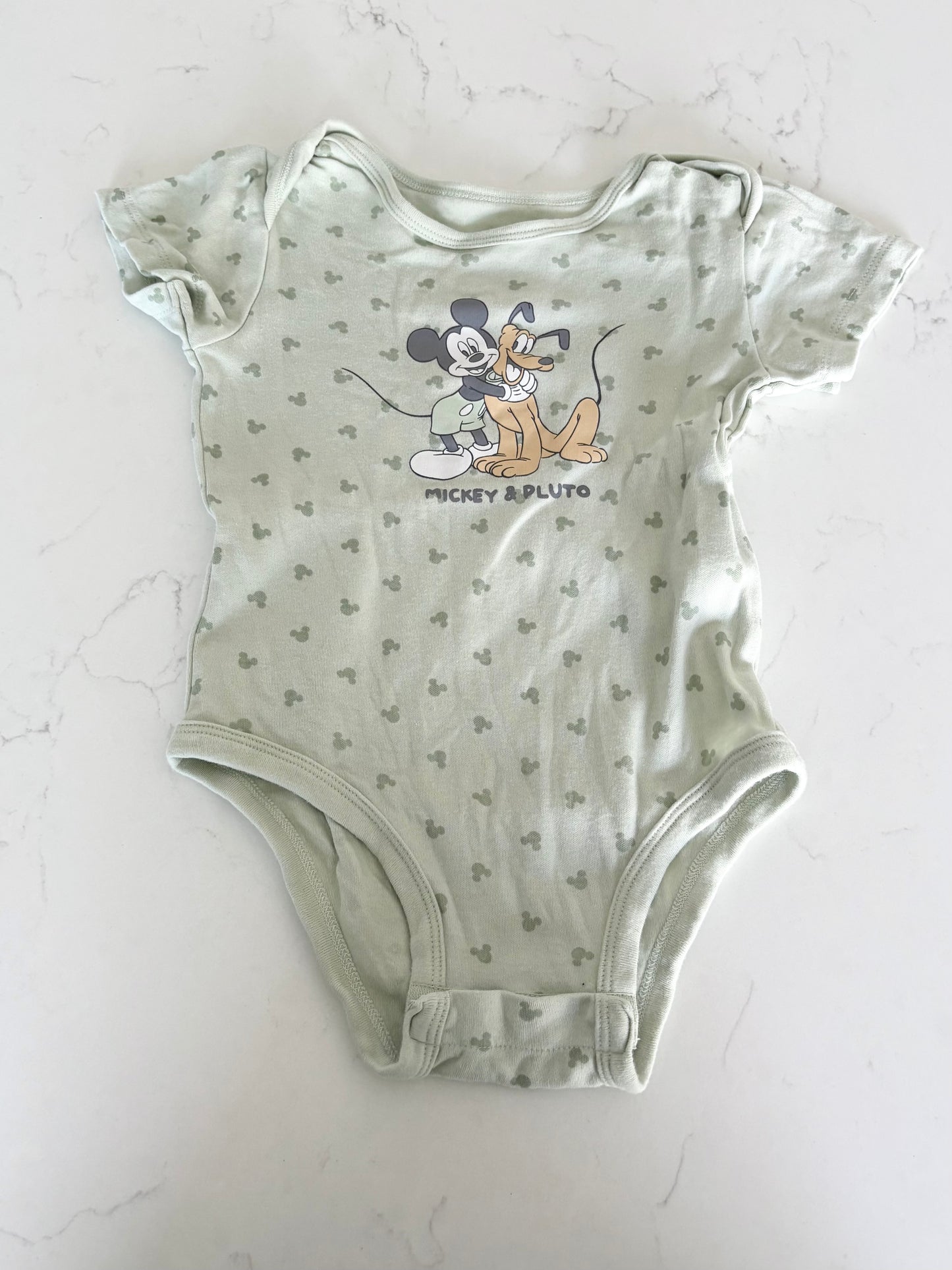 Disney baby-Cache couche-18 mois