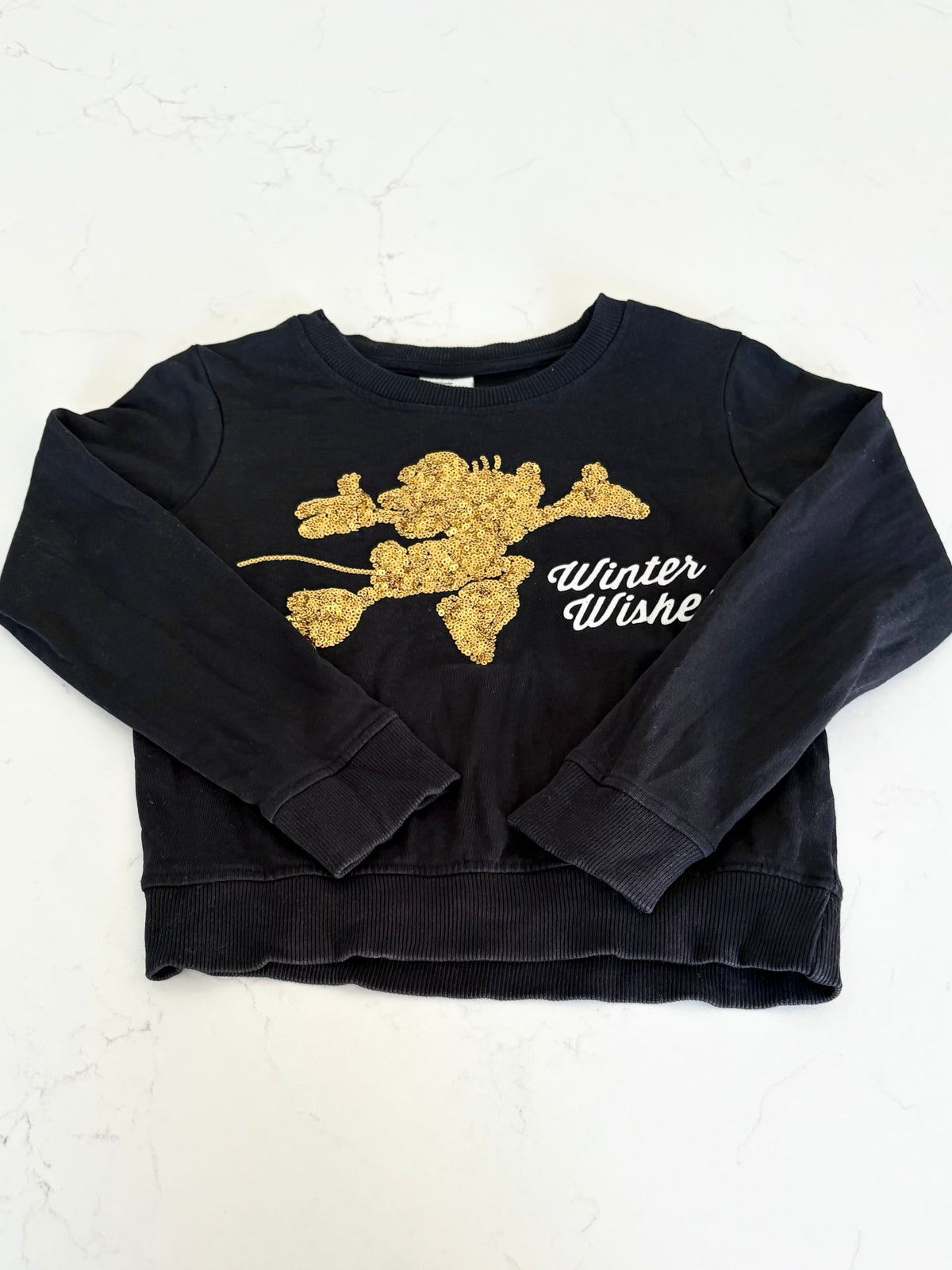 Disney-Crewneck-5/6T ( fait petit )