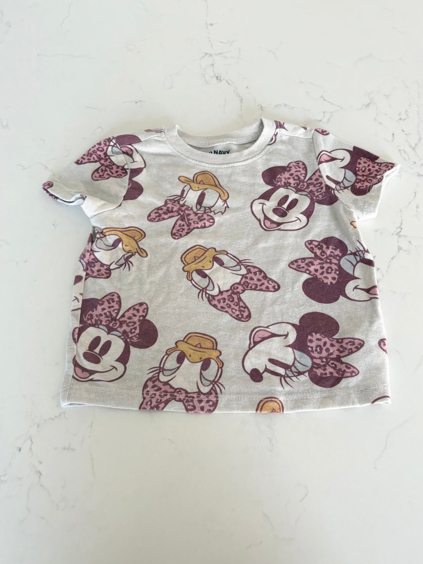Old Navy/Disney-T shirt-12/18 mois