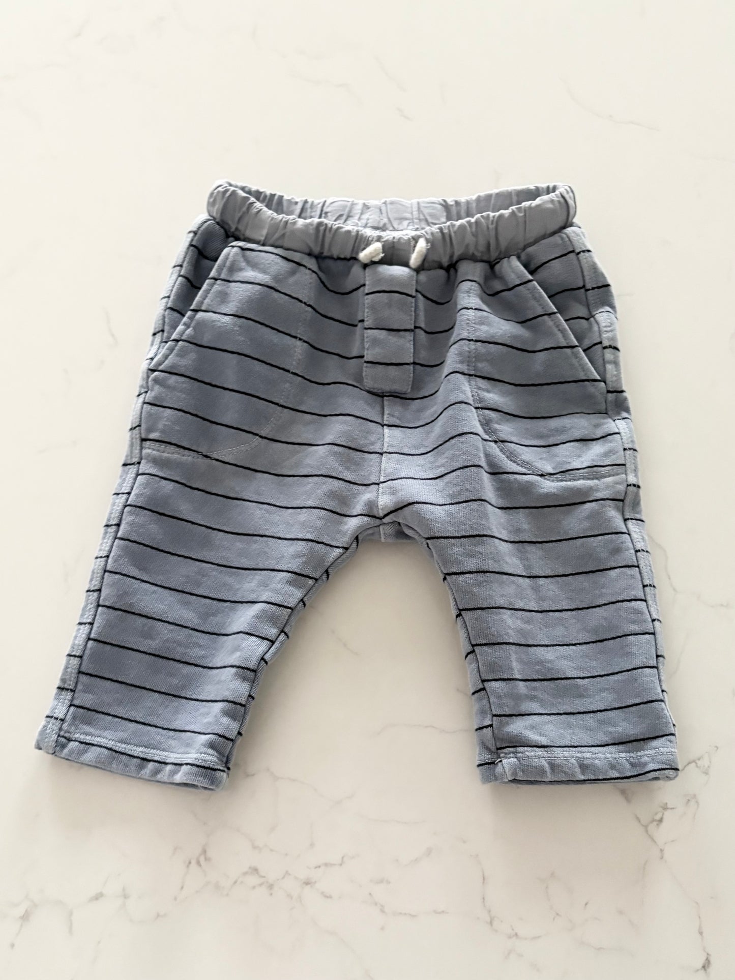 Zara-Jogging-9/12 mois