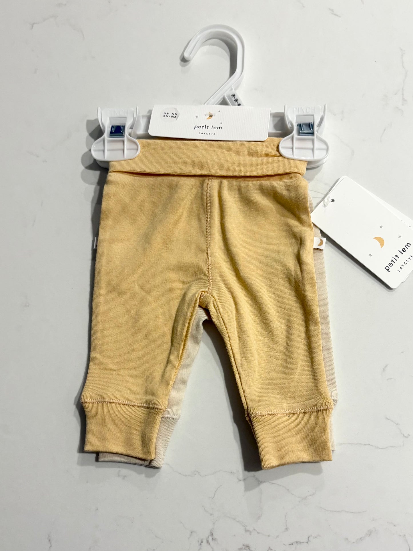 NEUF-Petit lem-Pantalon-Nb ( beige/jaune)