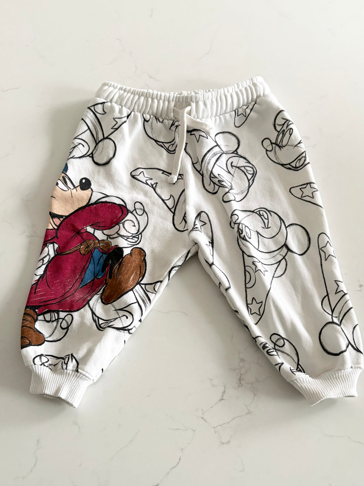 Zara/Disney-Jogging-2/3T