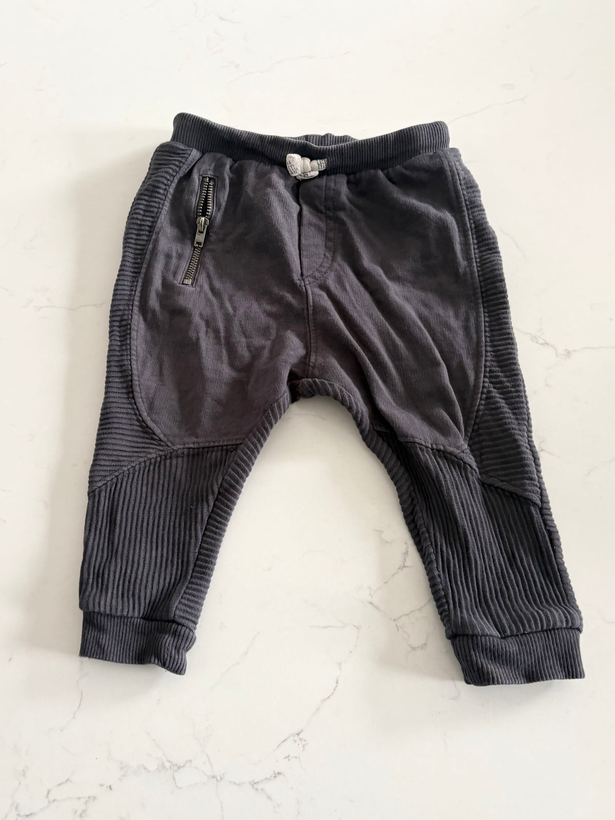 Zara-Jogging-9/12 mois