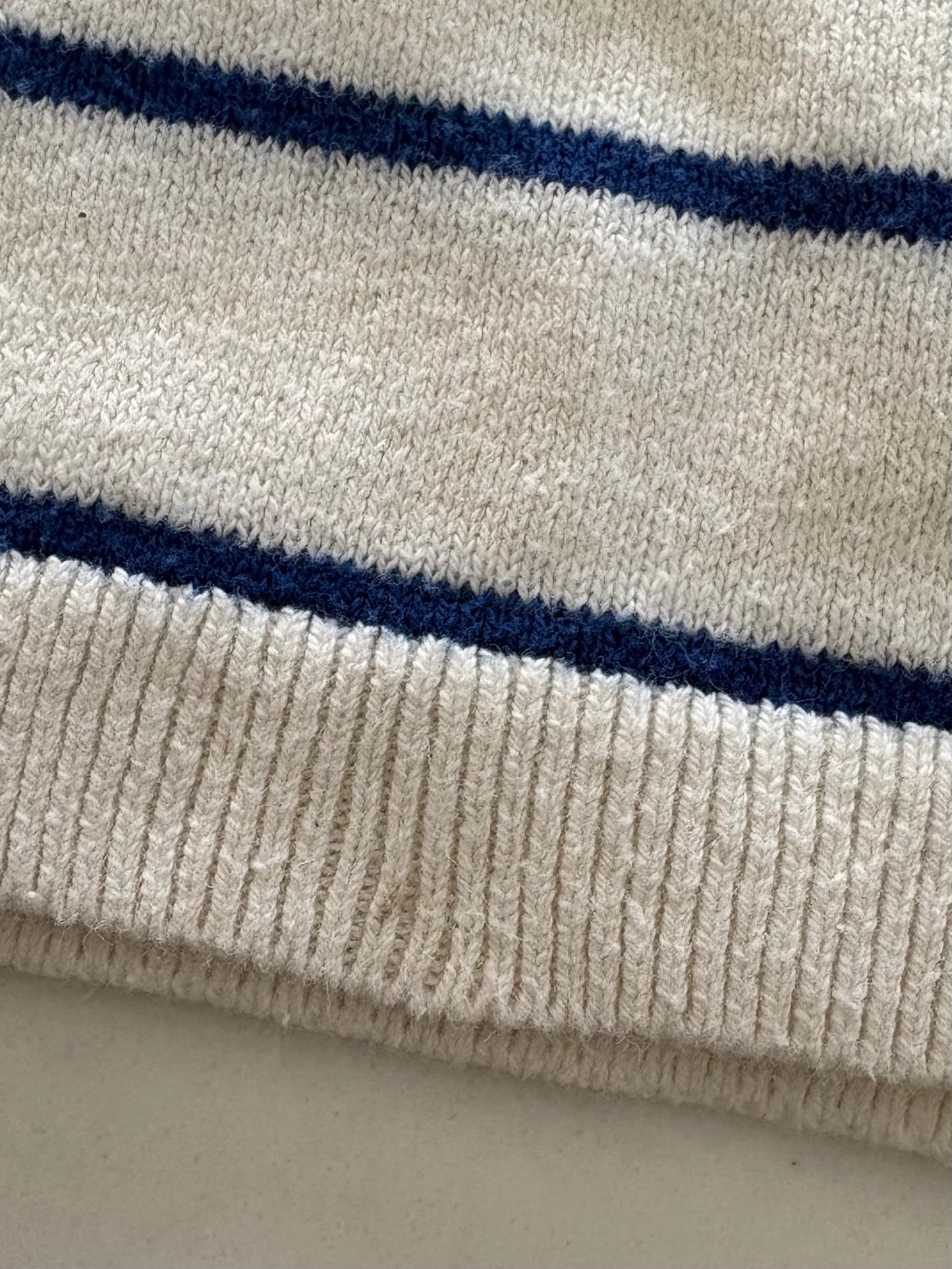 H&M-Polo-12/18 mois ( très légère imperfection)