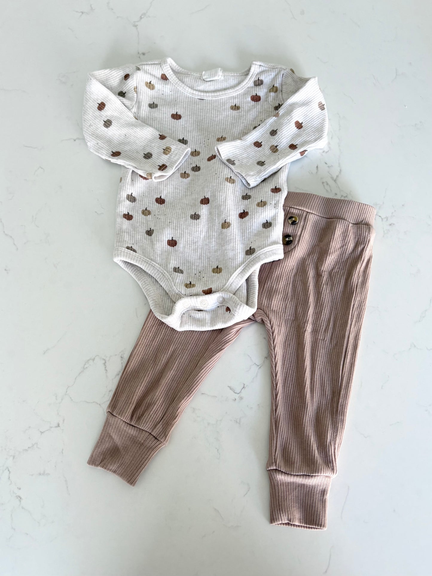Petit lem/First-Ensemble-6 mois