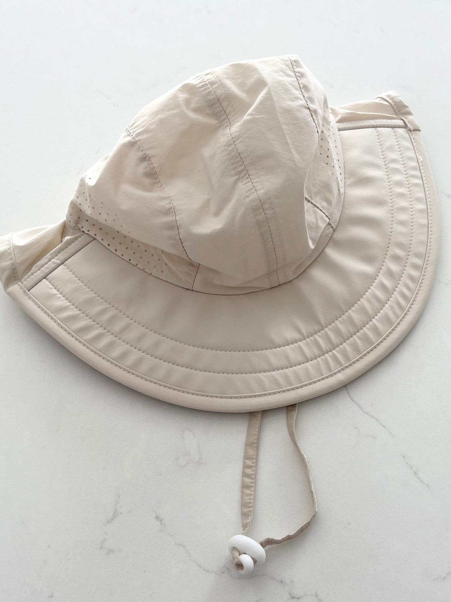 Chapeau-46 cm (~6/12 mois)