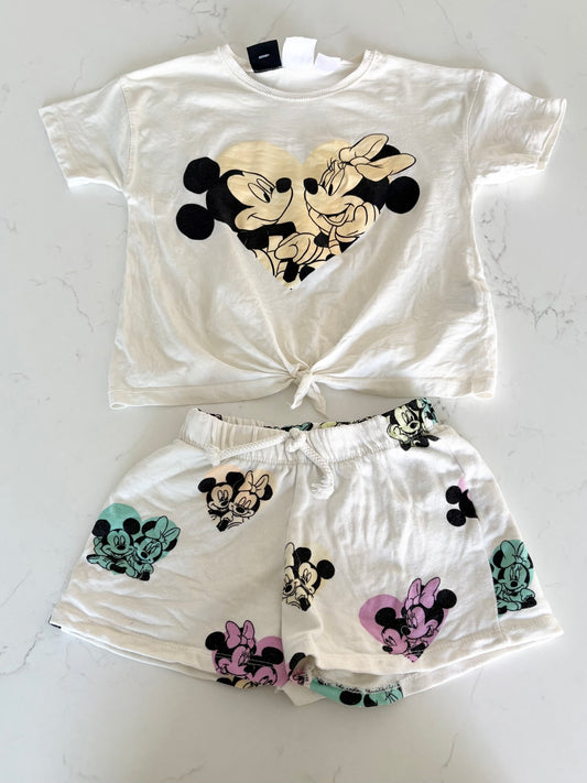 Zara/Disney-ensemble-5T ( légère imperfection chandail)