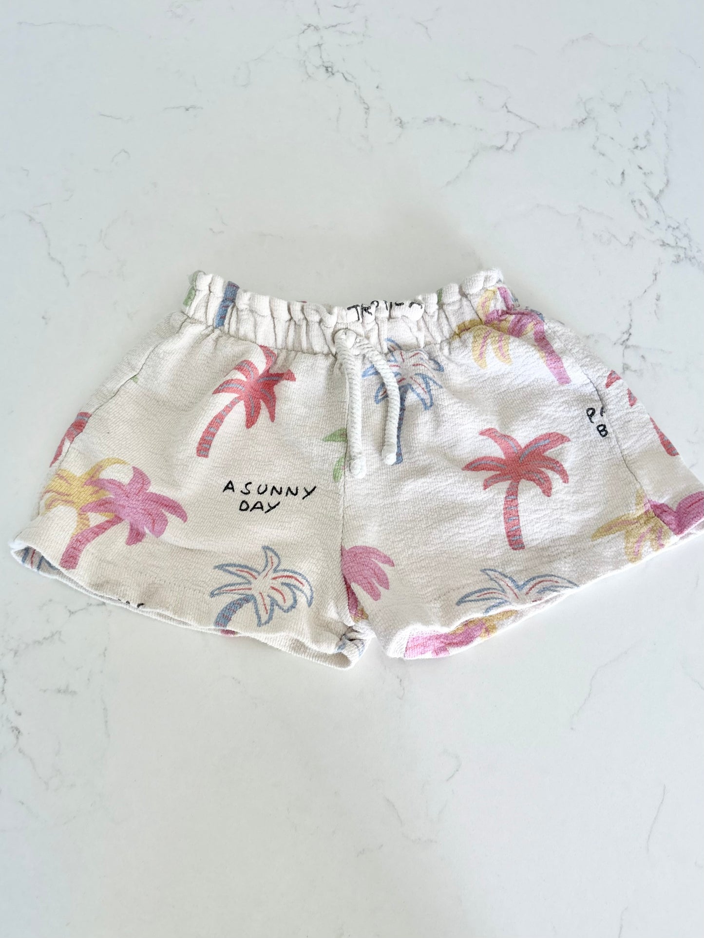 Zara-Short-12/18 mois ( légère imperfection)
