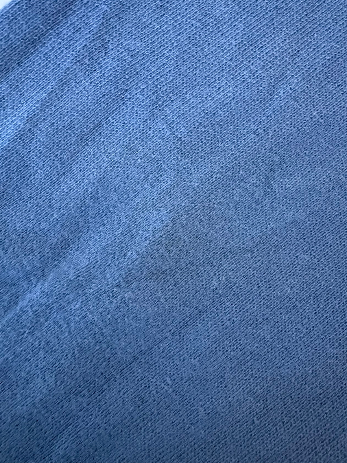 Zara-Jogging-4/5T ( genoux un peu usé , pas de trou)