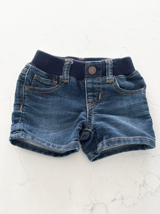 Gap-Short-3/6 mois